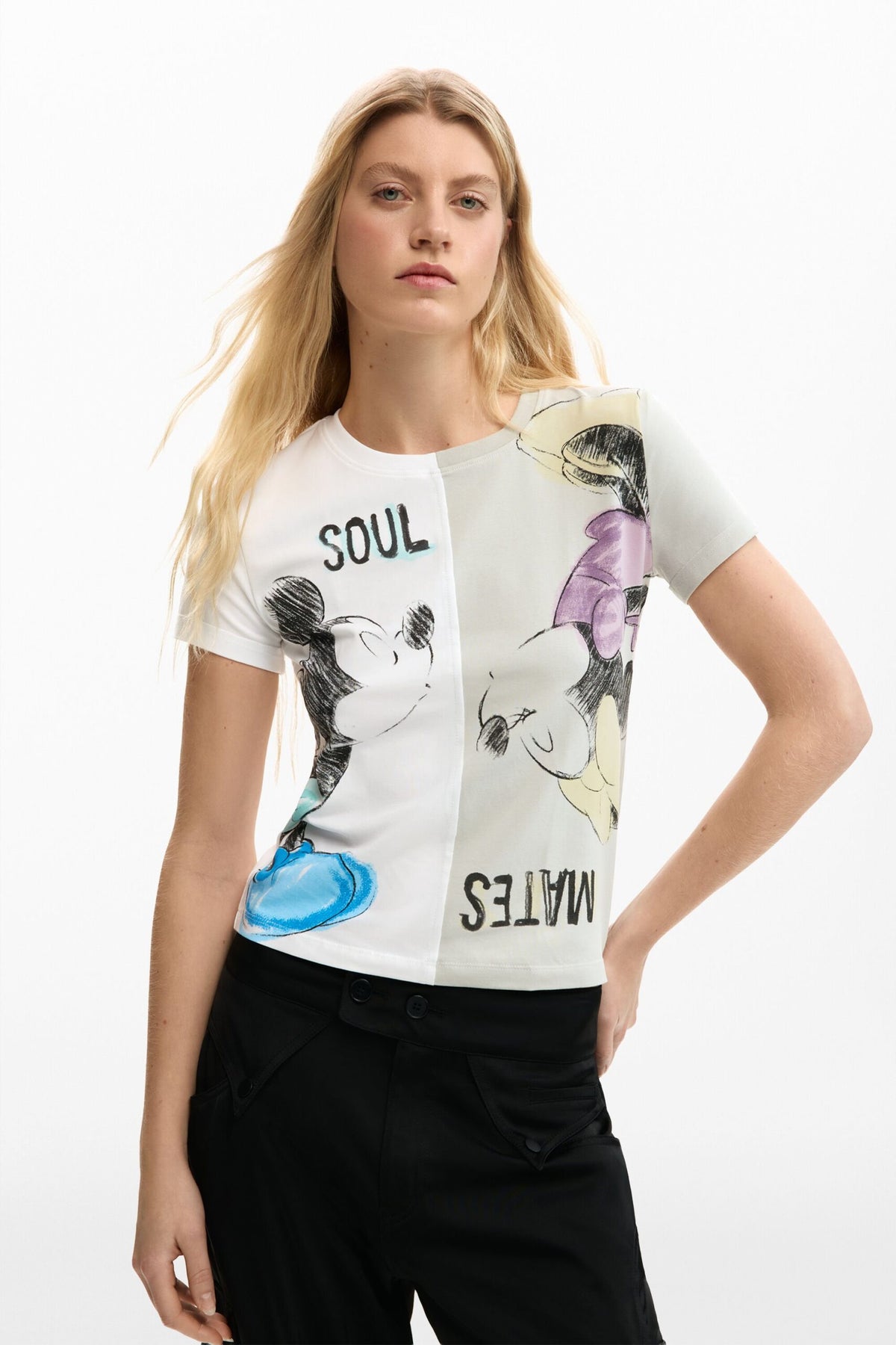 Desigual Regular-cut T-shirt with asymmetrical hem two-tone design and image of Mickey