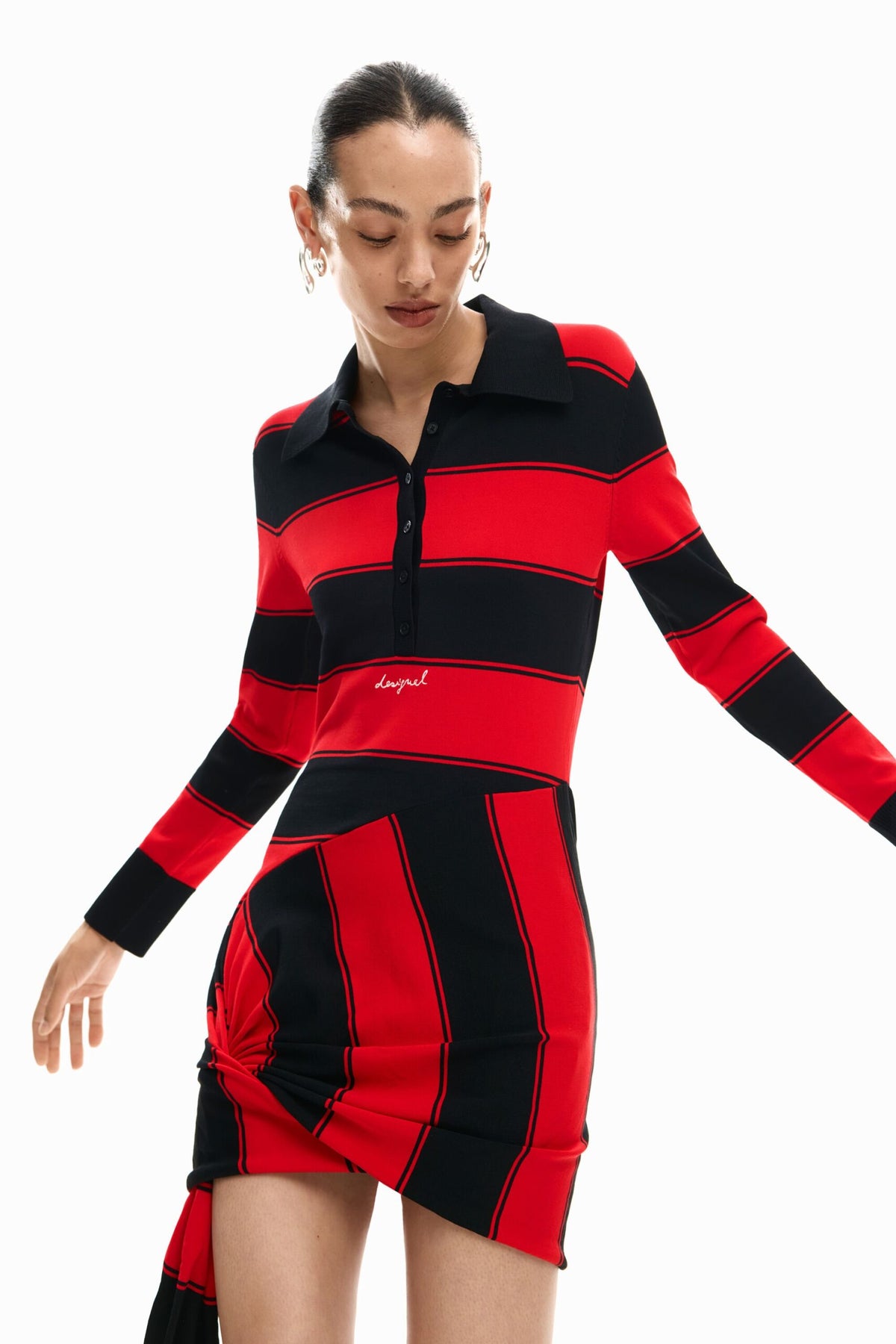 Desigual Short knit dress with long sleeves and decorative side applique