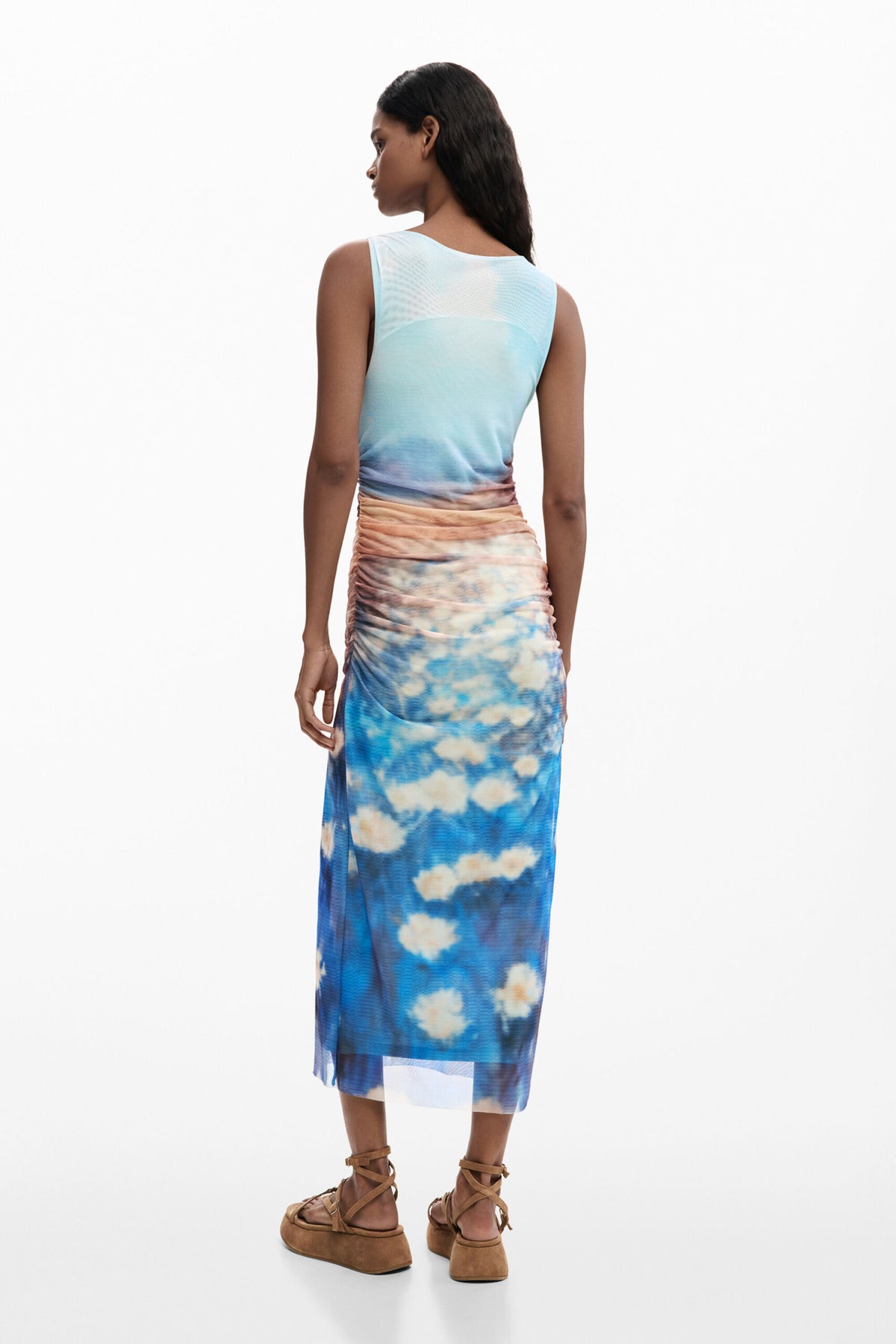 Desigual Sleeveless dress made of tulle fabric with draping and impressionist