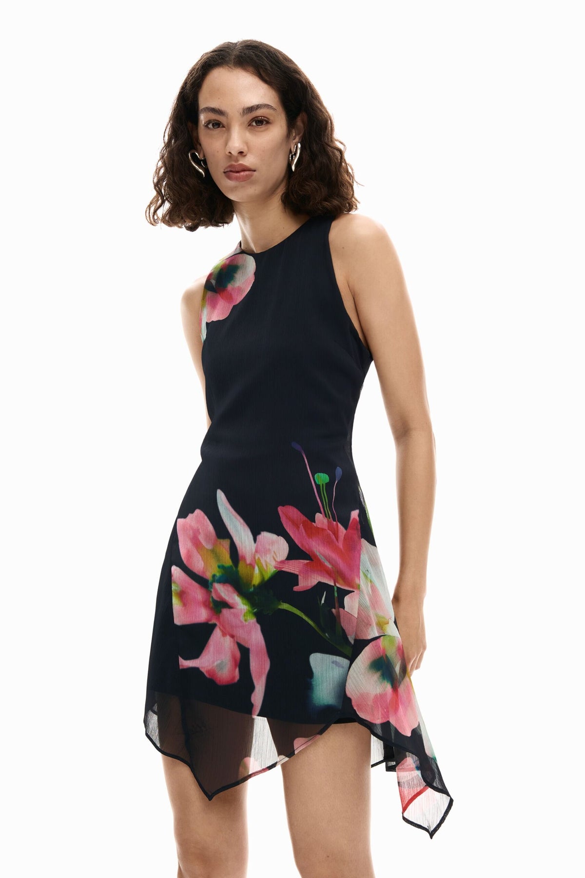 Desigual Sleeveless midi dress made of tulle fabric, with asymmetric hem and floral print