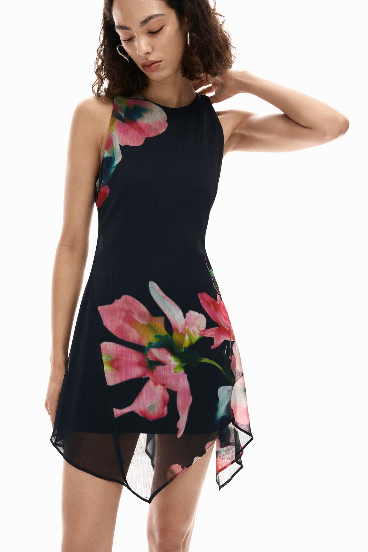 Desigual Sleeveless midi dress made of tulle fabric, with asymmetric hem and floral print