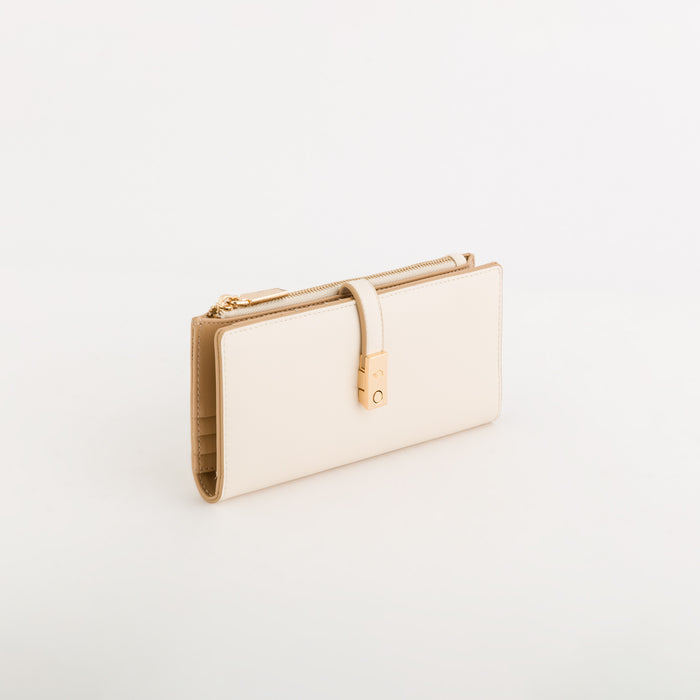 Carpisa Large Women's Wallet - Petunia Wallet