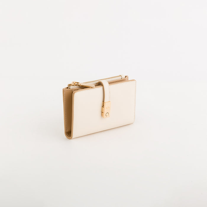 Carpisa Women's Medium Wallet - Petunia Wallet