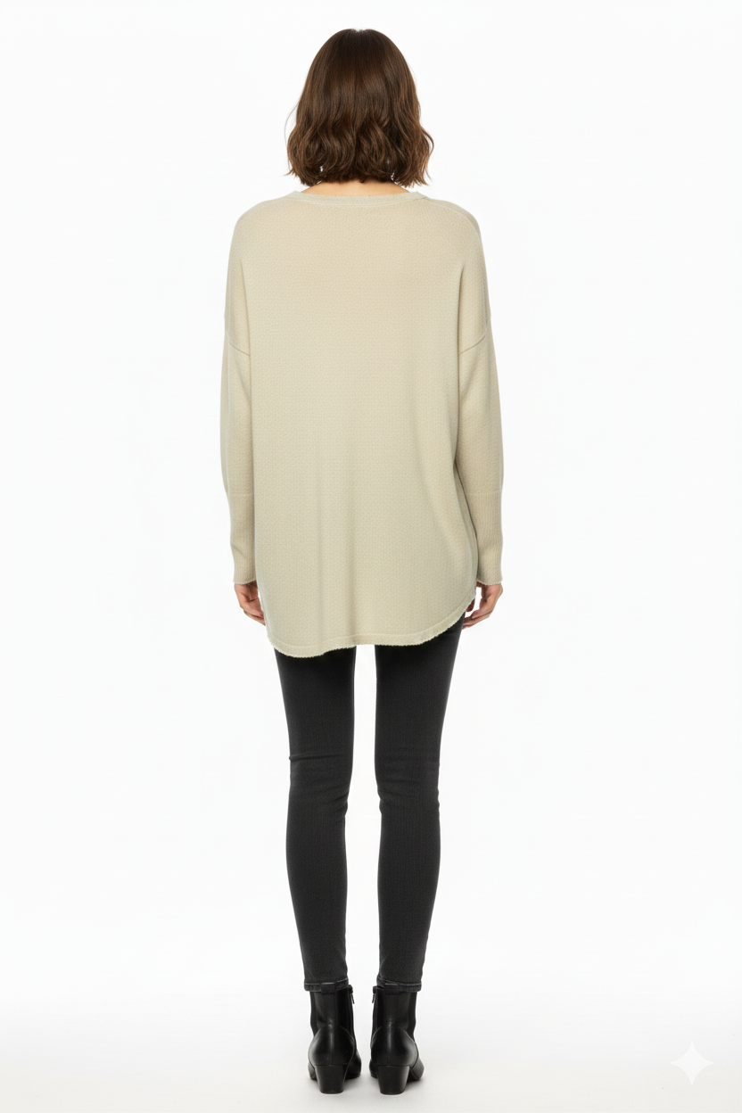 BSB Sweater with long sleeves V neckline