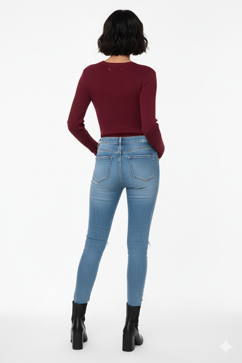 BSB Sweater with long sleeves V neckline