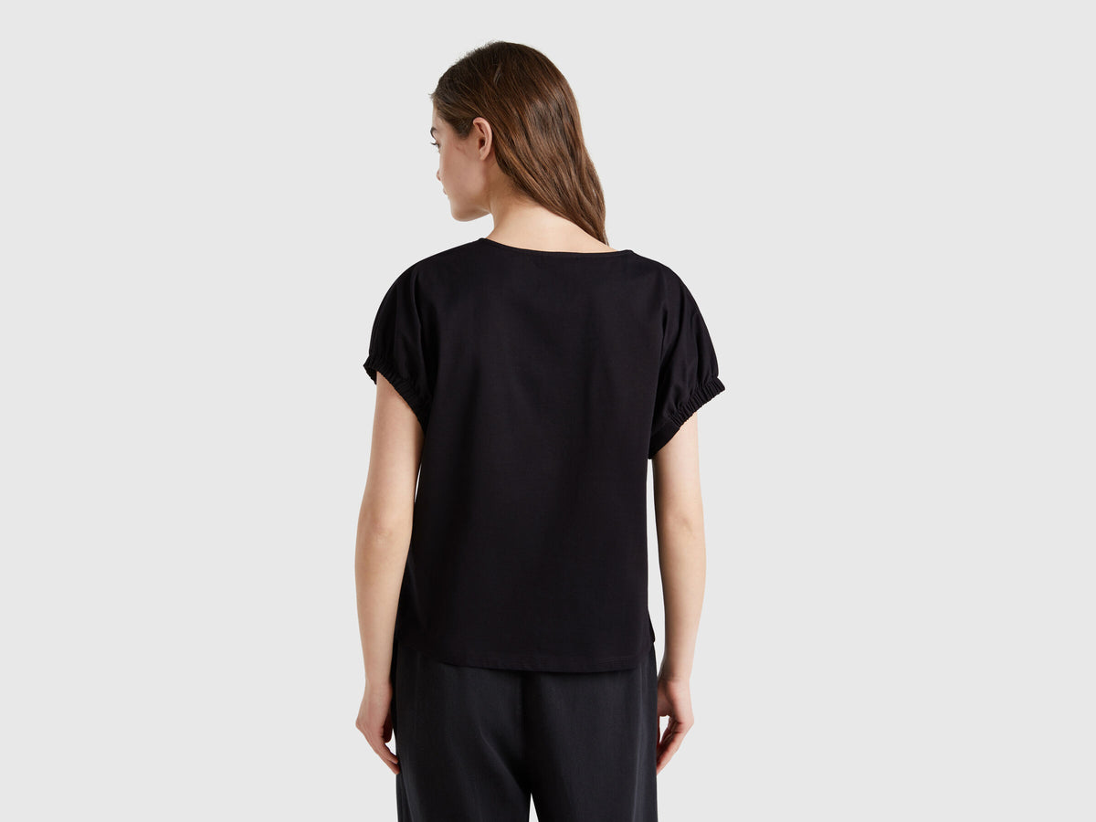 Benetton T-Shirt With Knot And Cut-Out