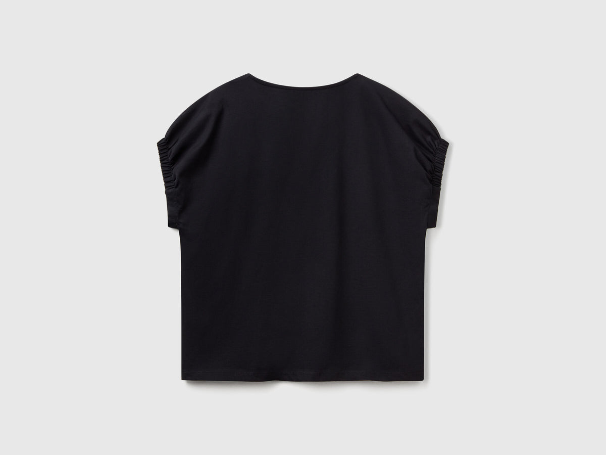 Benetton T-Shirt With Knot And Cut-Out
