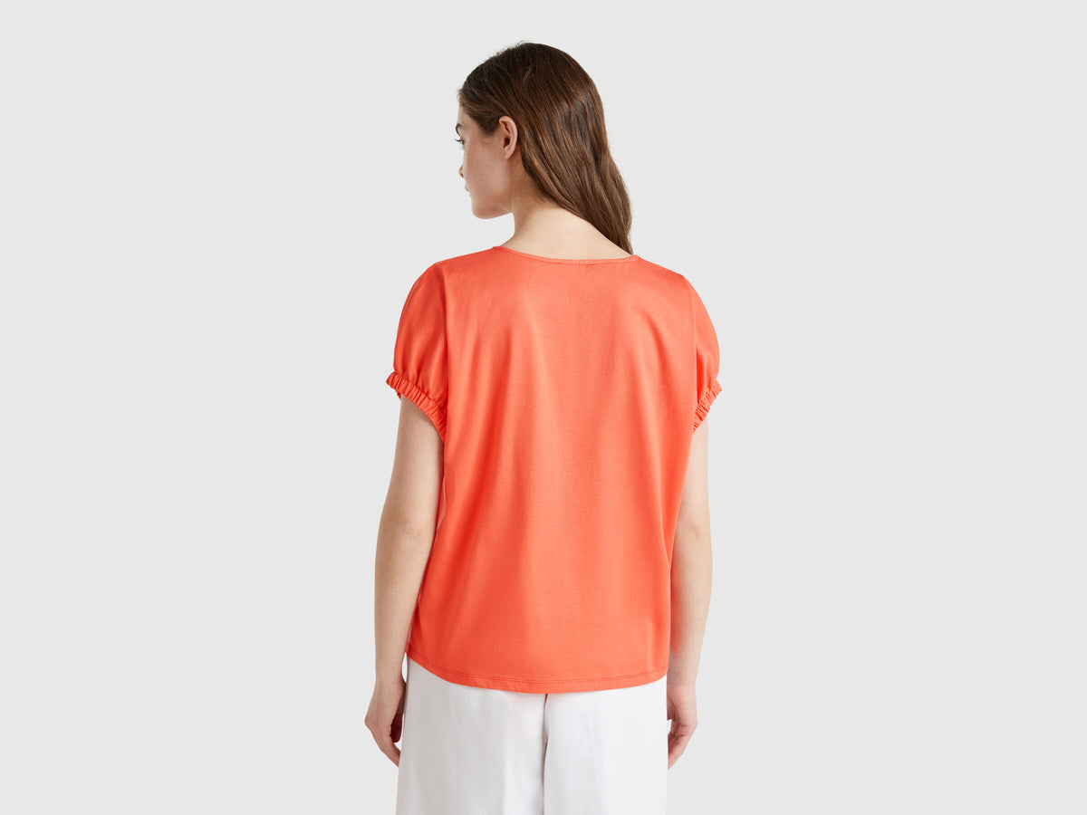 Benetton T-Shirt With Knot And Cut-Out