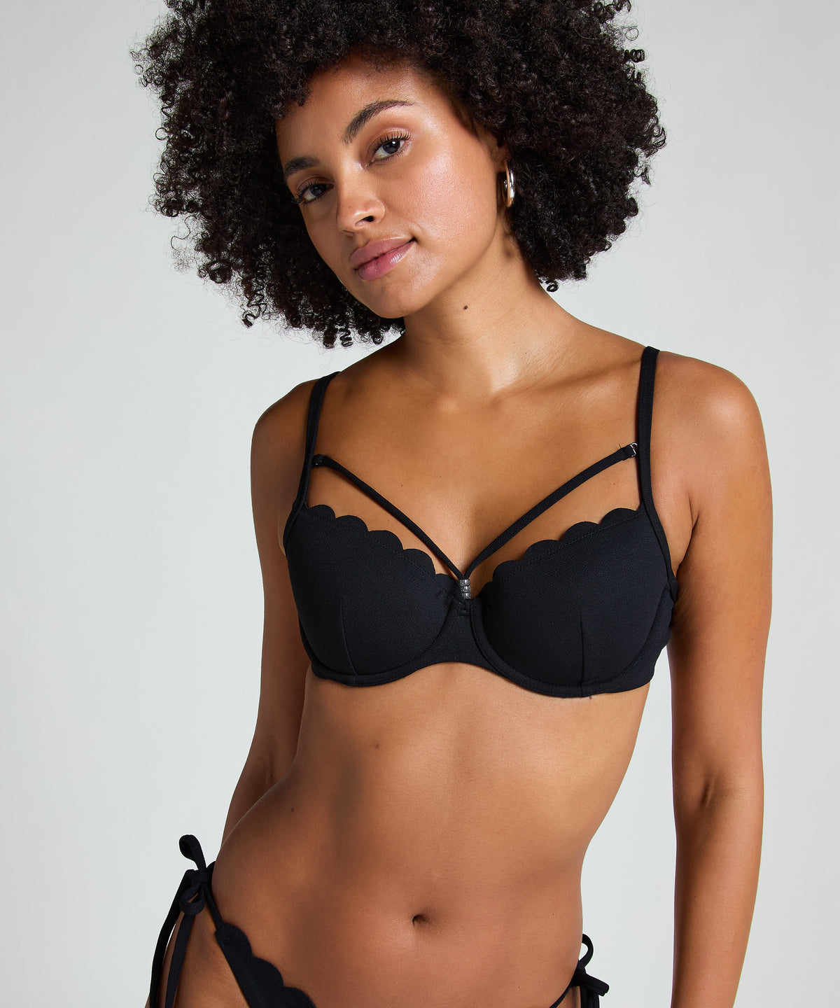HUNKEMÖLLER Scallop Padded Underwired Bikini Top