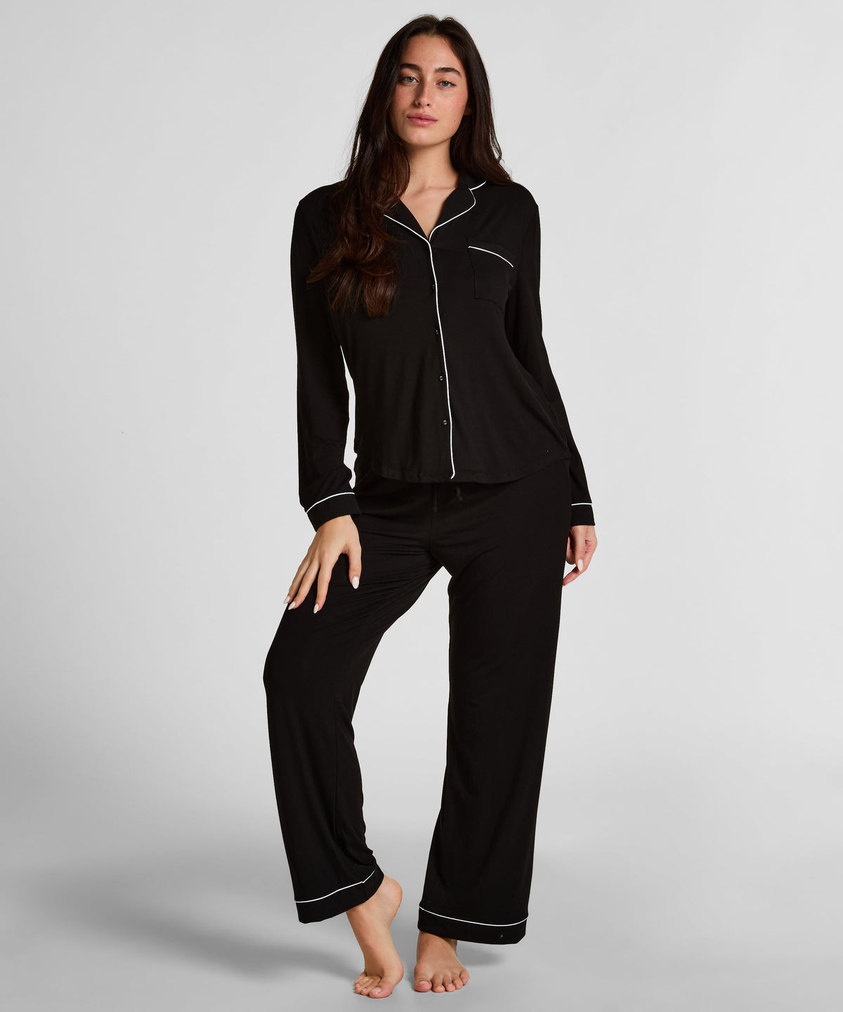 Essential Jersey Long-Sleeved Jacket - Black