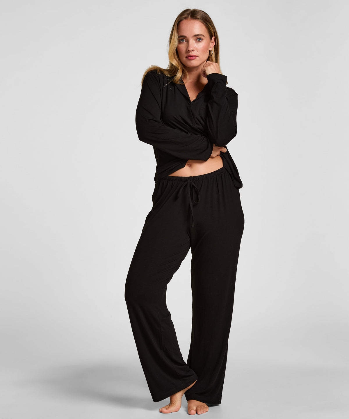 Essential Jersey Pants - Black