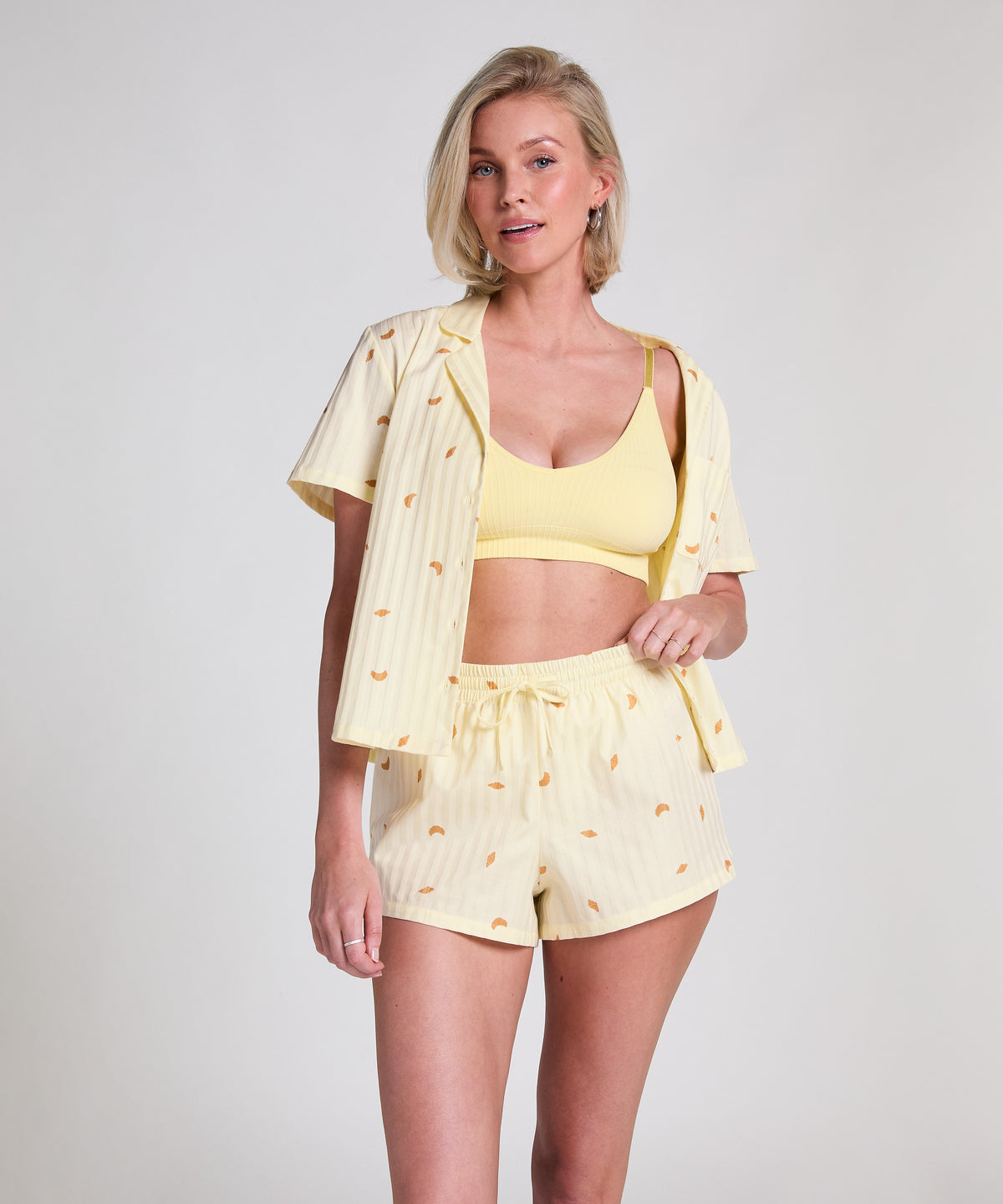 HUNKEMÖLLER Cotton shorts