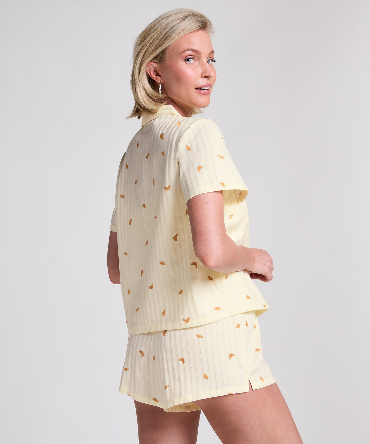 HUNKEMÖLLER Cotton shorts