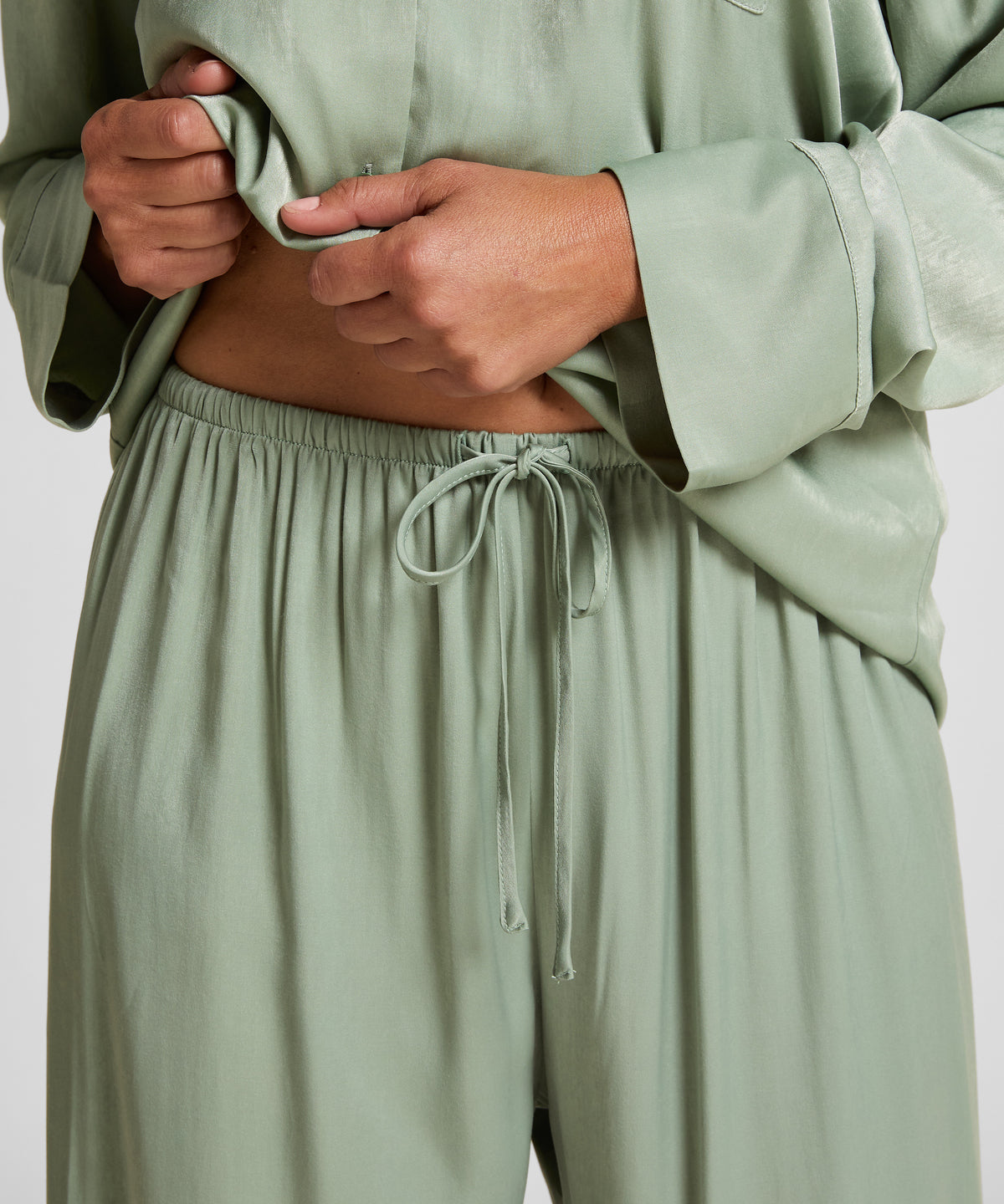 HUNKEMÖLLER Satin Trousers