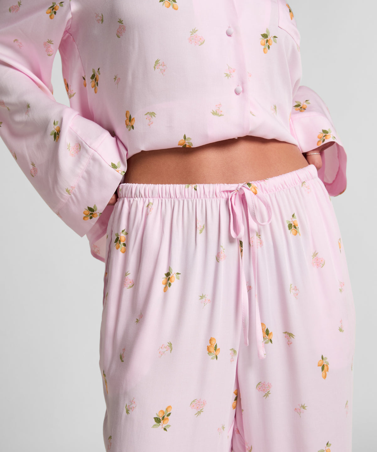 HUNKEMÖLLER Satin Trousers