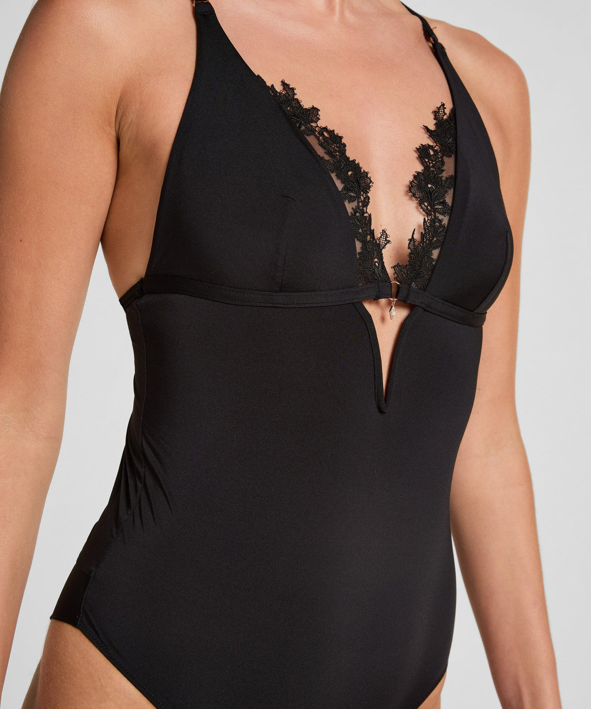 HUNKEMÖLLER Julia Body