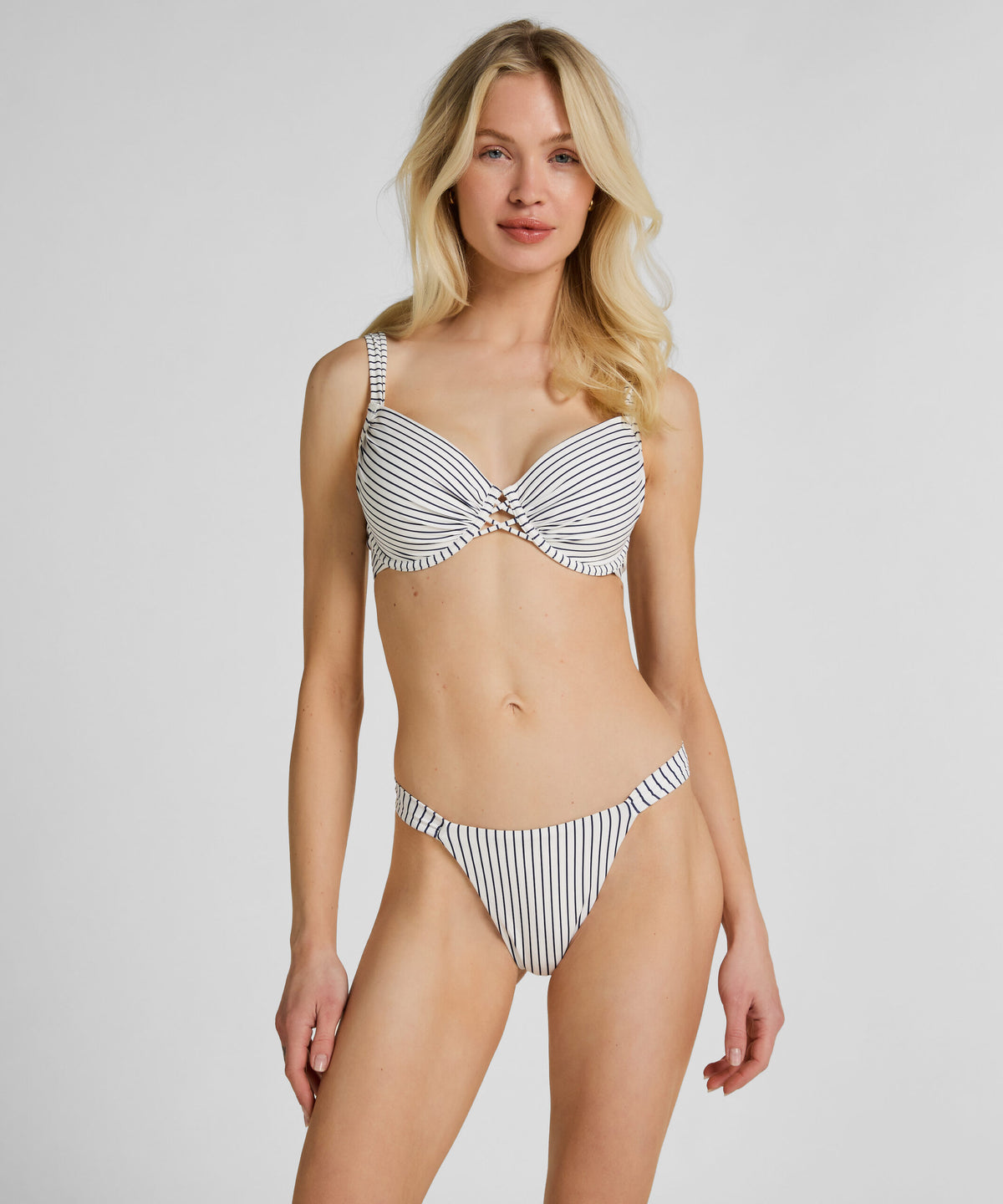 HUNKEMÖLLER Padded Underwired Bikini Top Stripes