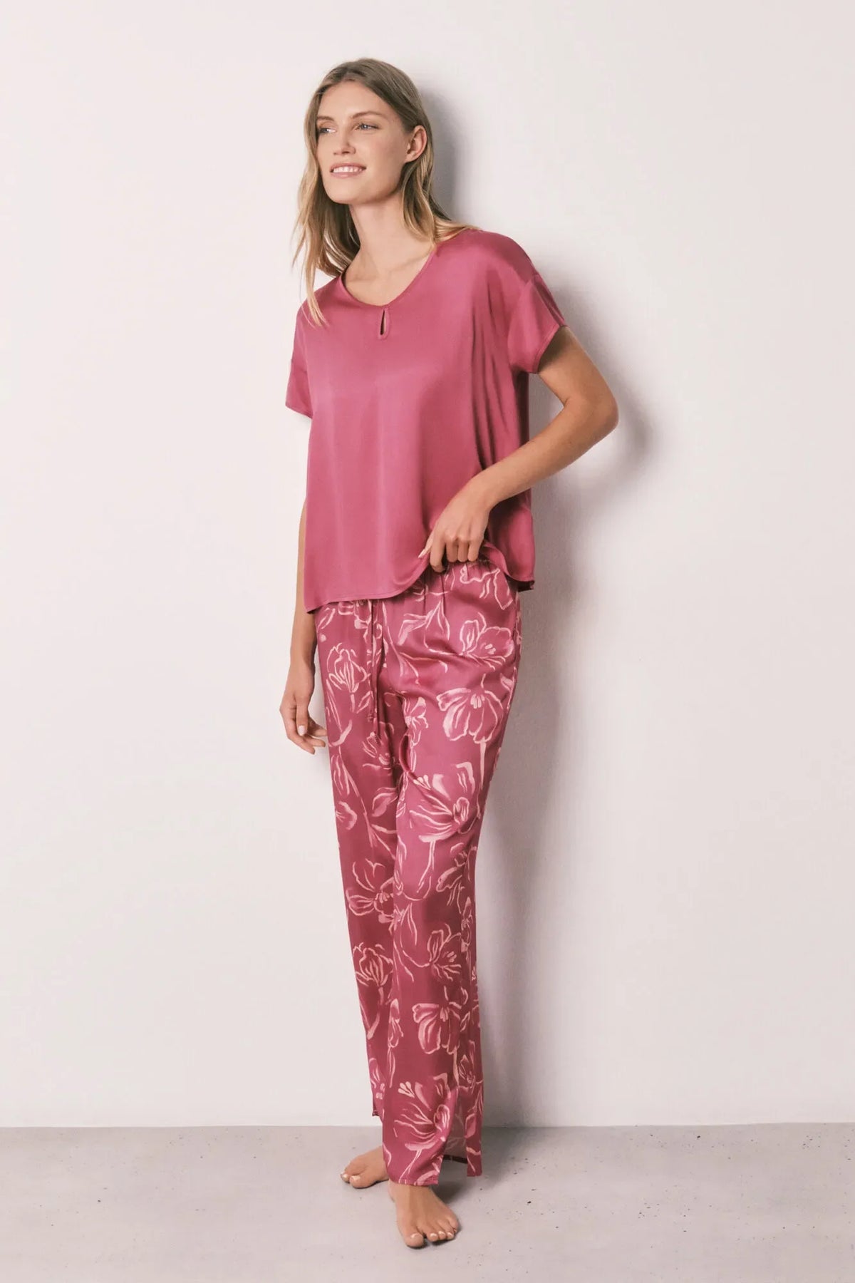 Women Secret Burgundy Satin-Finish Short Sleeve Long Pyjamas