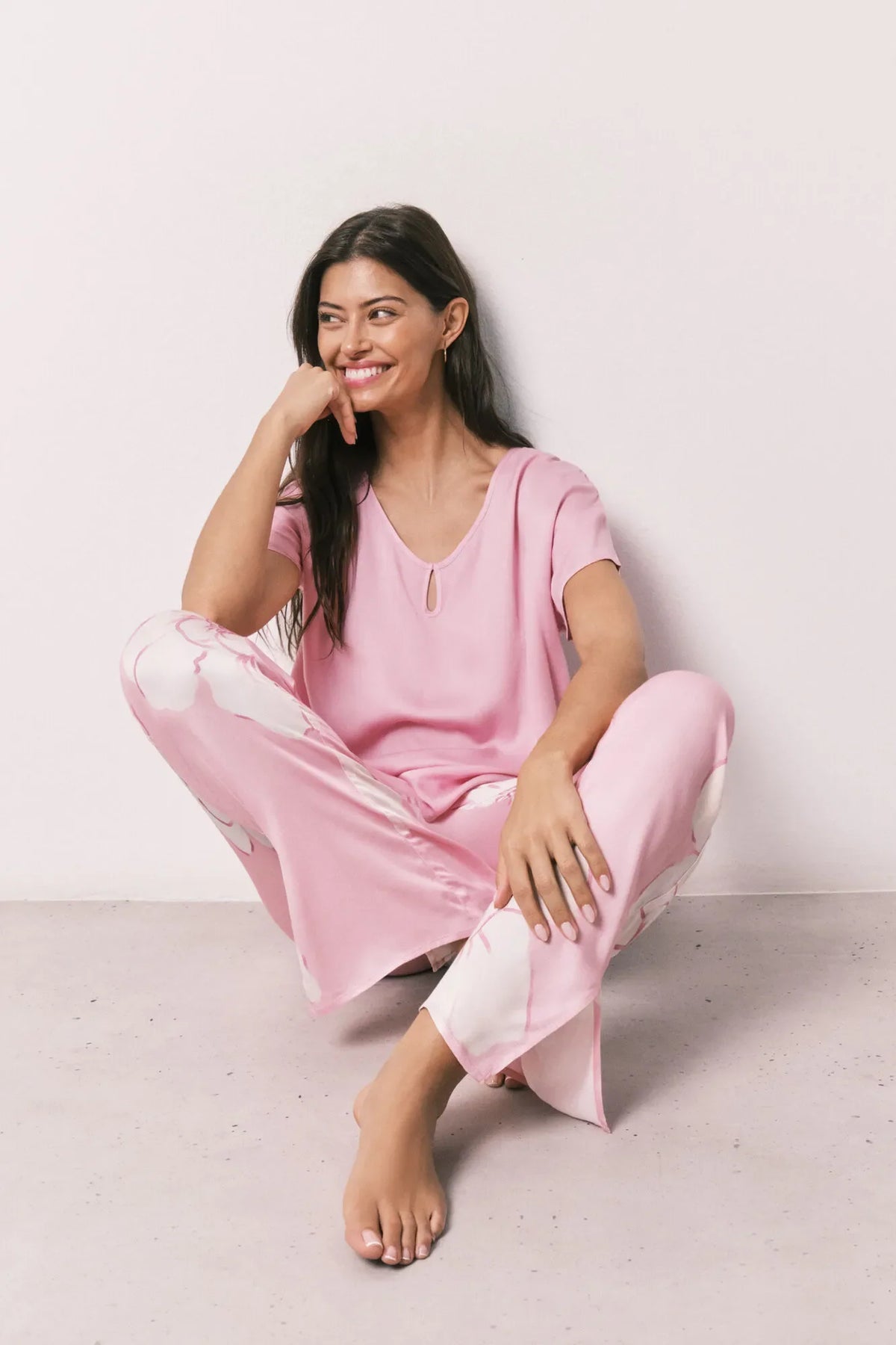 Women Secret Pink Satin-Finish Short Sleeve Long Pyjamas