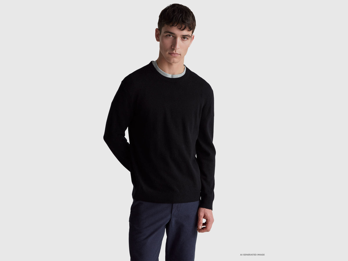 Benetton Black sweater in pure Merino wool