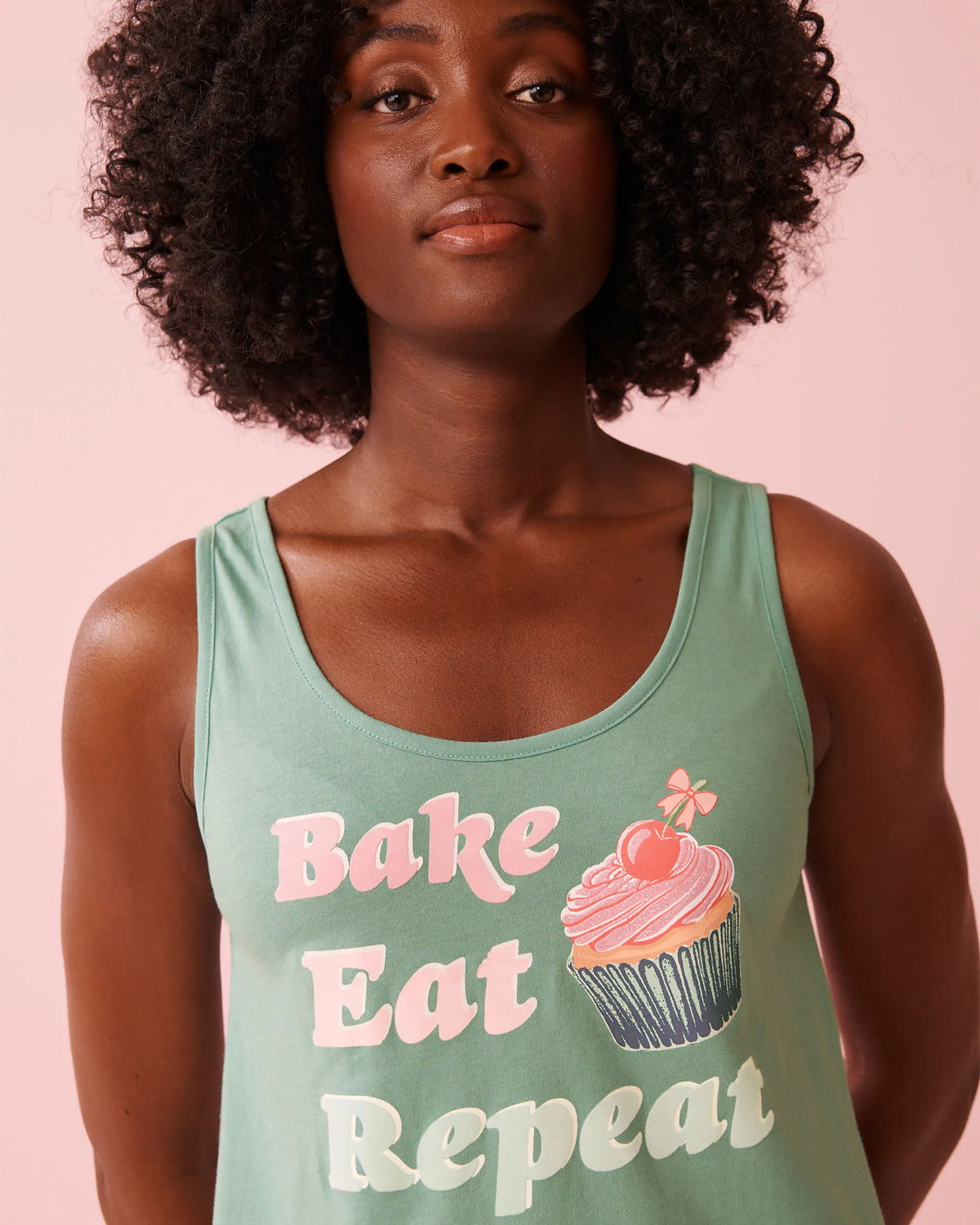 La vie en Rose Cupcake Print Cotton Scoop Neck Cami
