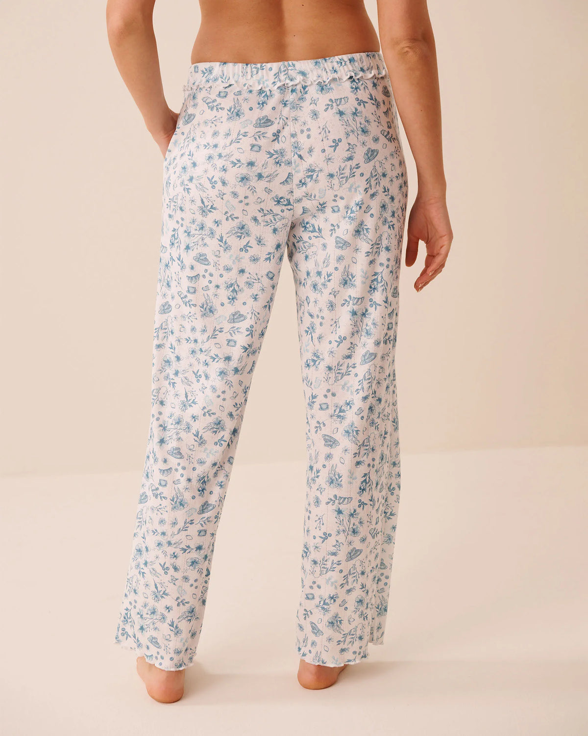 La vie en Rose Floral Print Ruffle Hem Pointelle Pajama Pants