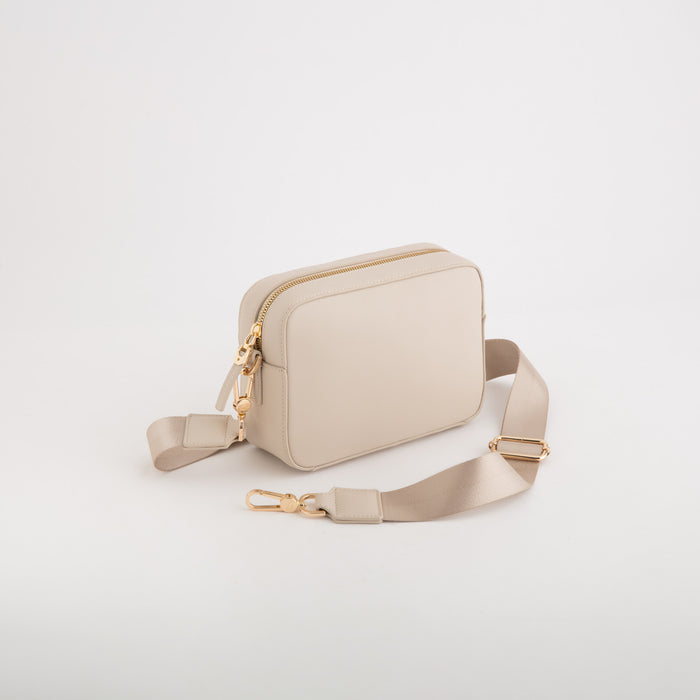 Carpisa Women's Shoulder Bag - Winona