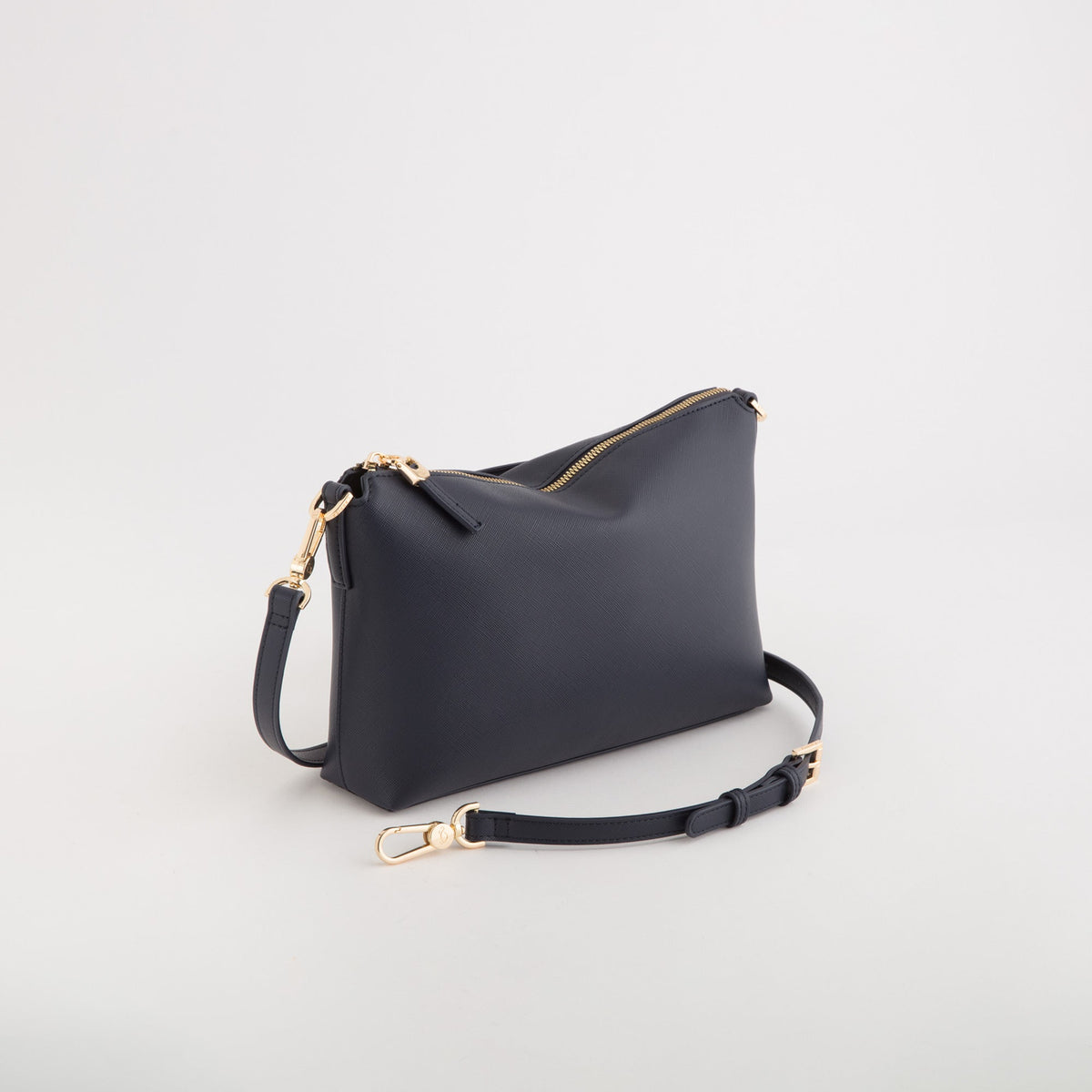 Carpisa Women's Shoulder Bag - Winona