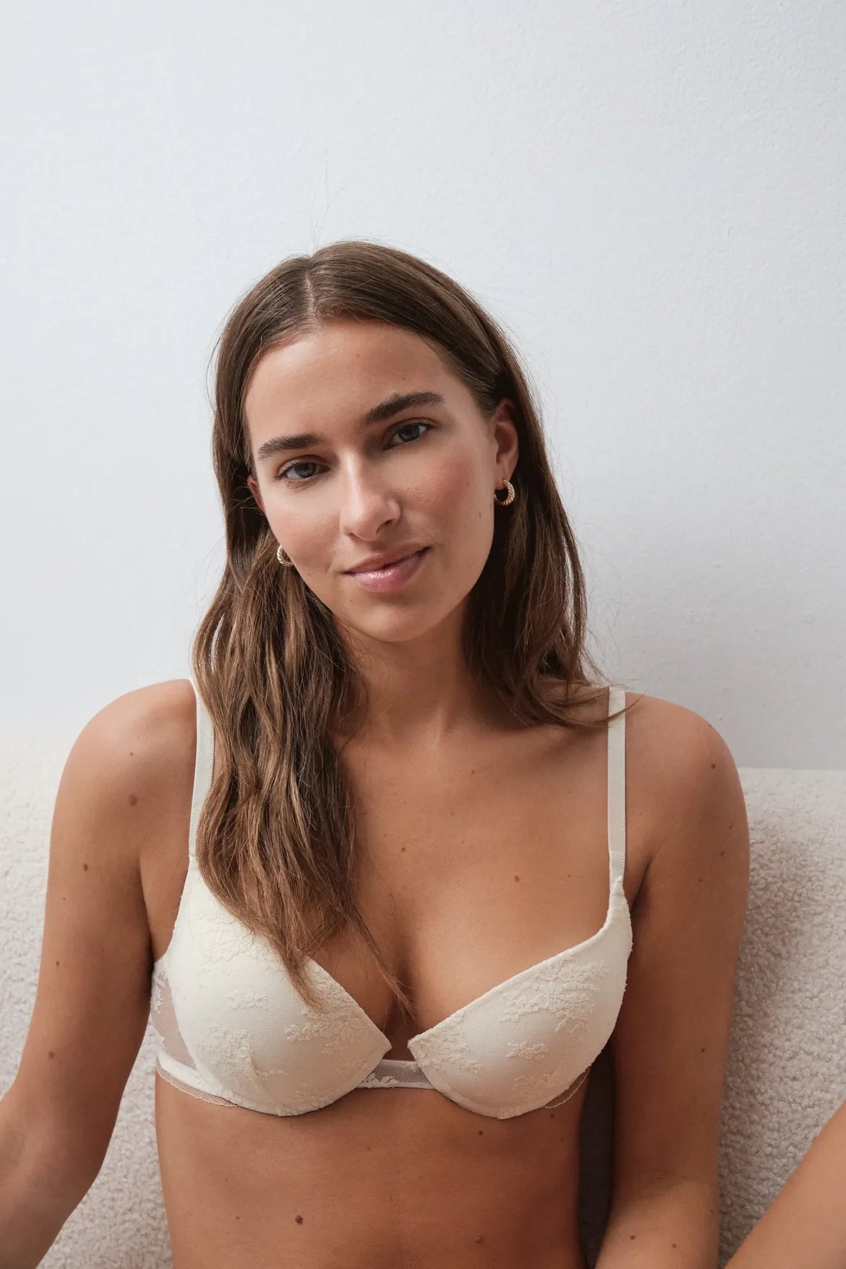 White Lace Push-Up Bra GORGEOUS in Different Cup Sizes