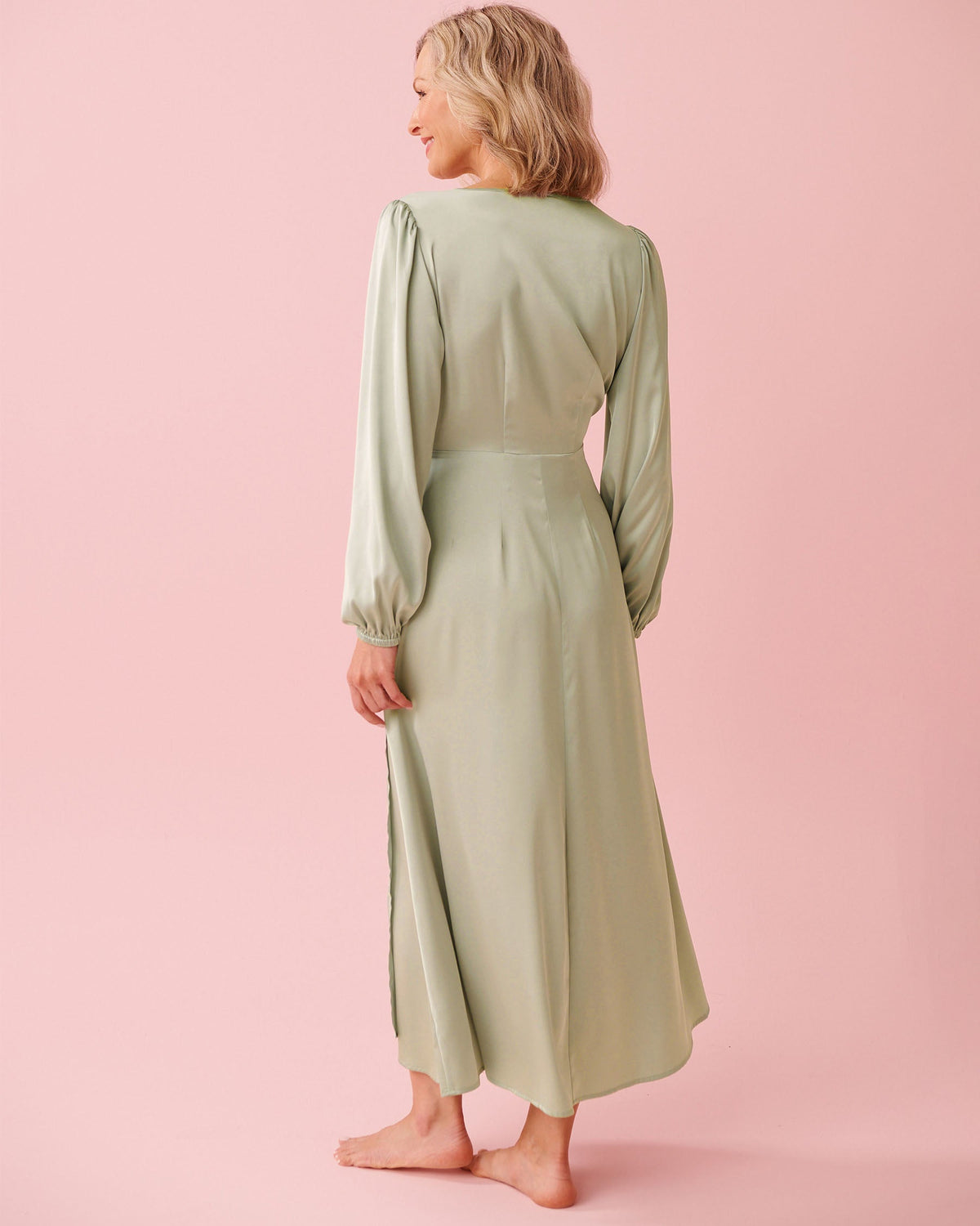 La vie en Rose Kimono Dress Satin