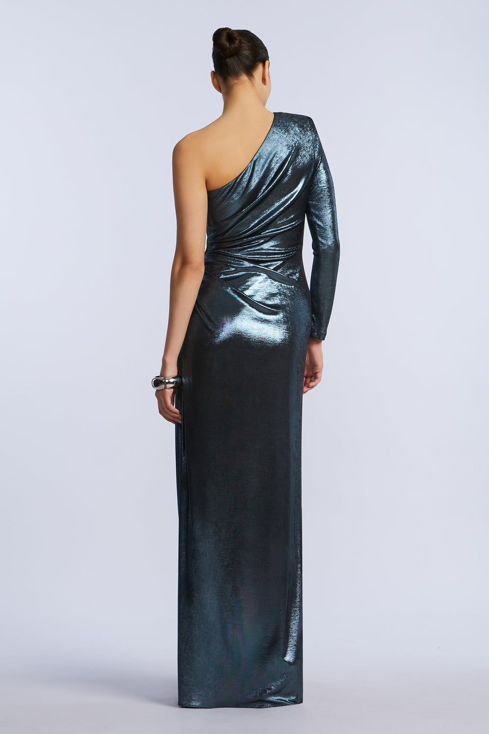 BCBGMAXAZARIA STRONG SHOULDER GOWN