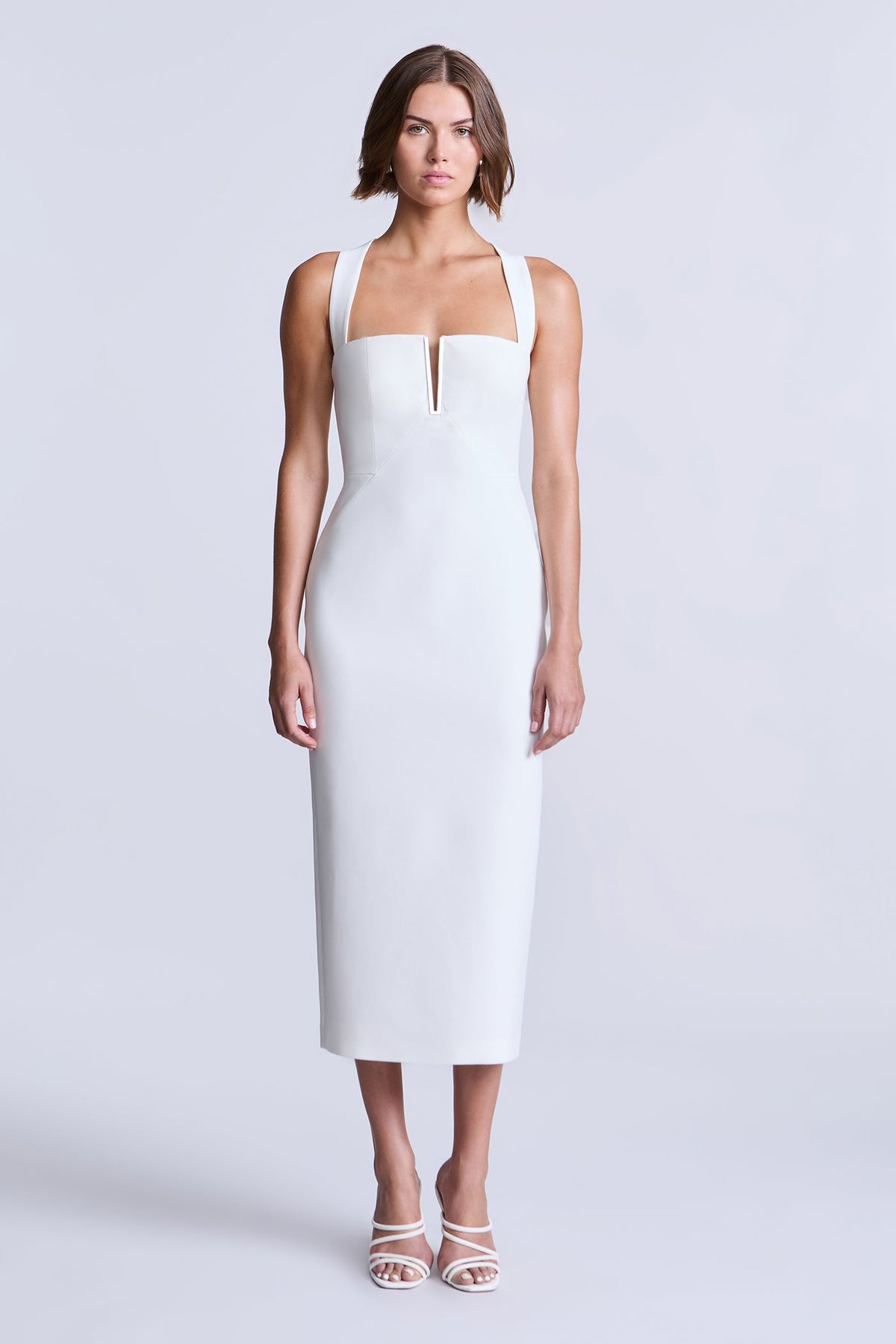 BCBGMAXAZARIA Chelsea Dress Sleek midi cut from structured crepe with a smooth