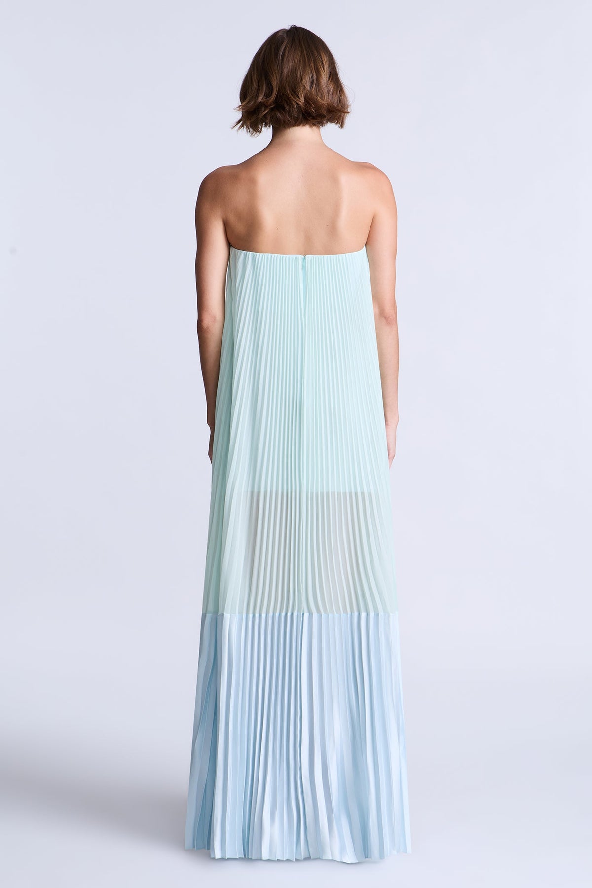 BCBGMAXAZARIA Nora Gown pleated crafted with airy light-catching layers that move with ease