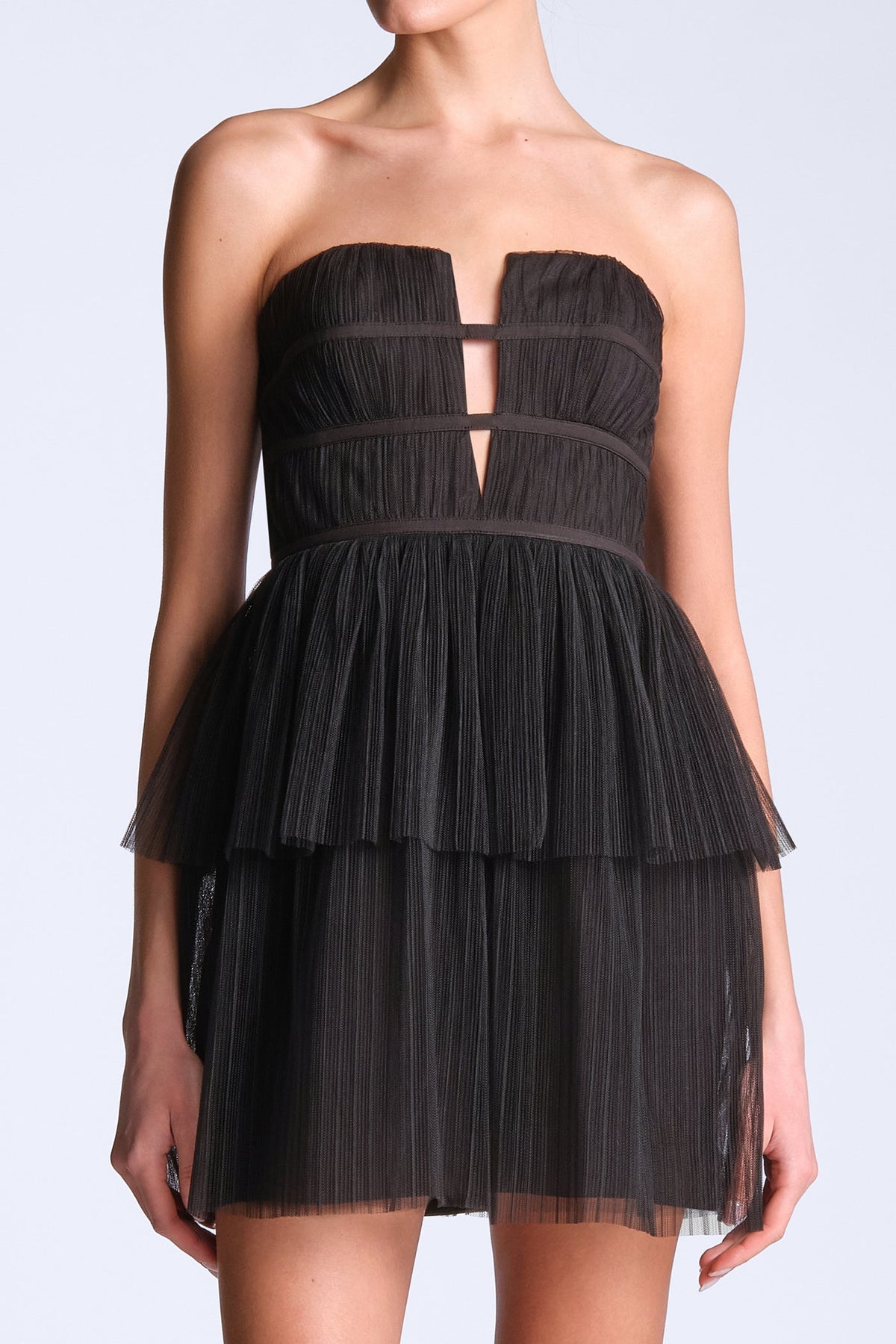 BCBGMAXAZARIA Kristen Dress Strapless tulle mini dress layered with soft tiers for a dimensional finish.