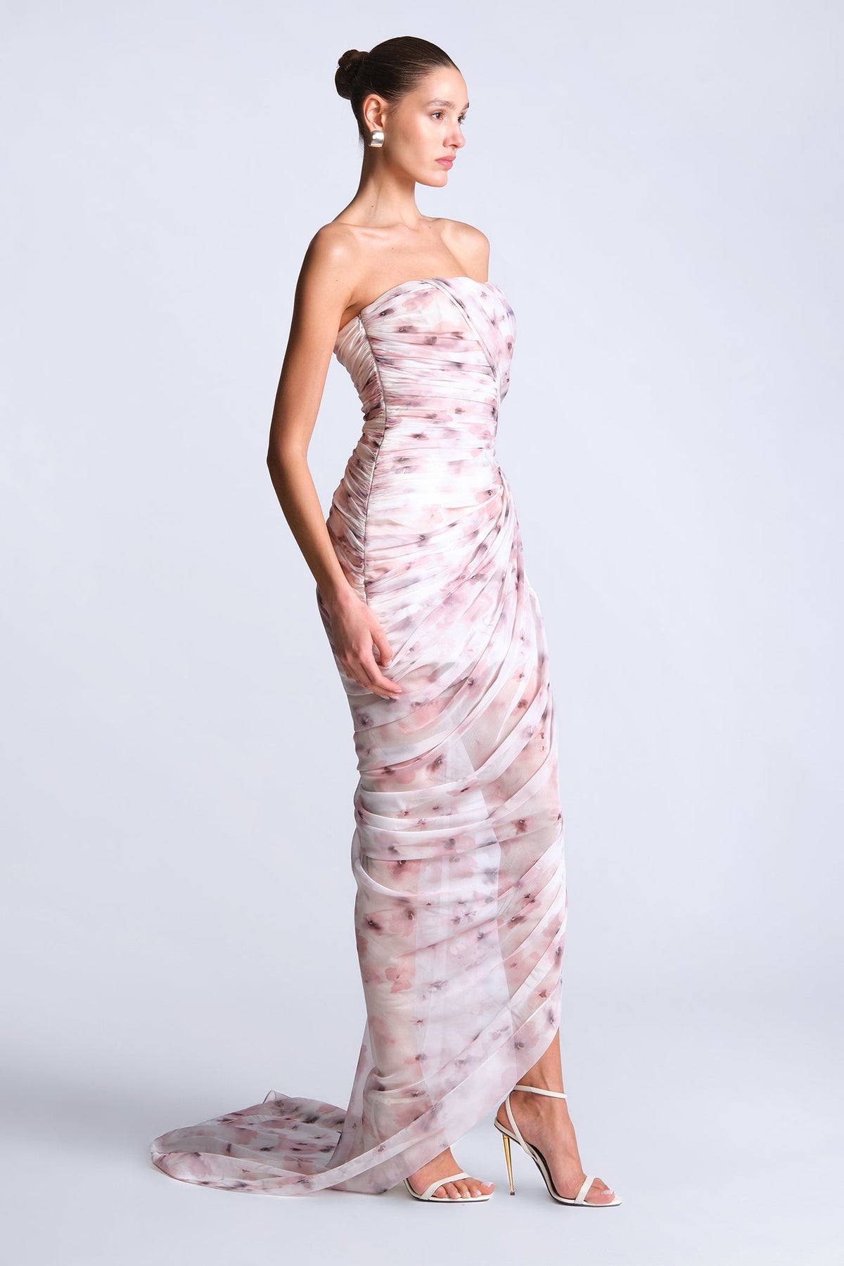 BCBGMAXAZARIA Isabella Printed Gown Draped printed in sheer chiffon with a soft fluid hand and a blurred floral wash.