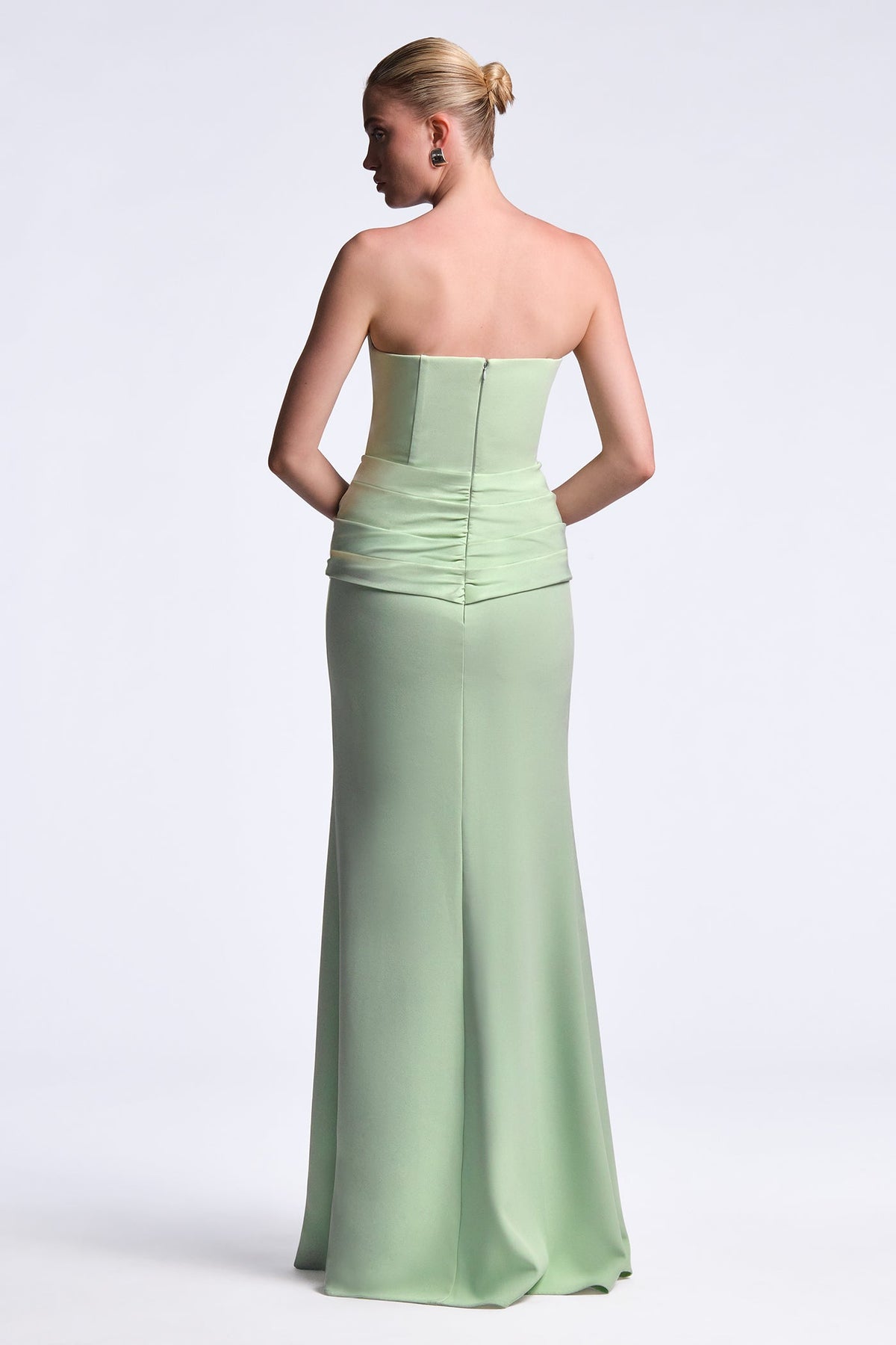 BCBGMAXAZARIA Sylvia Gown