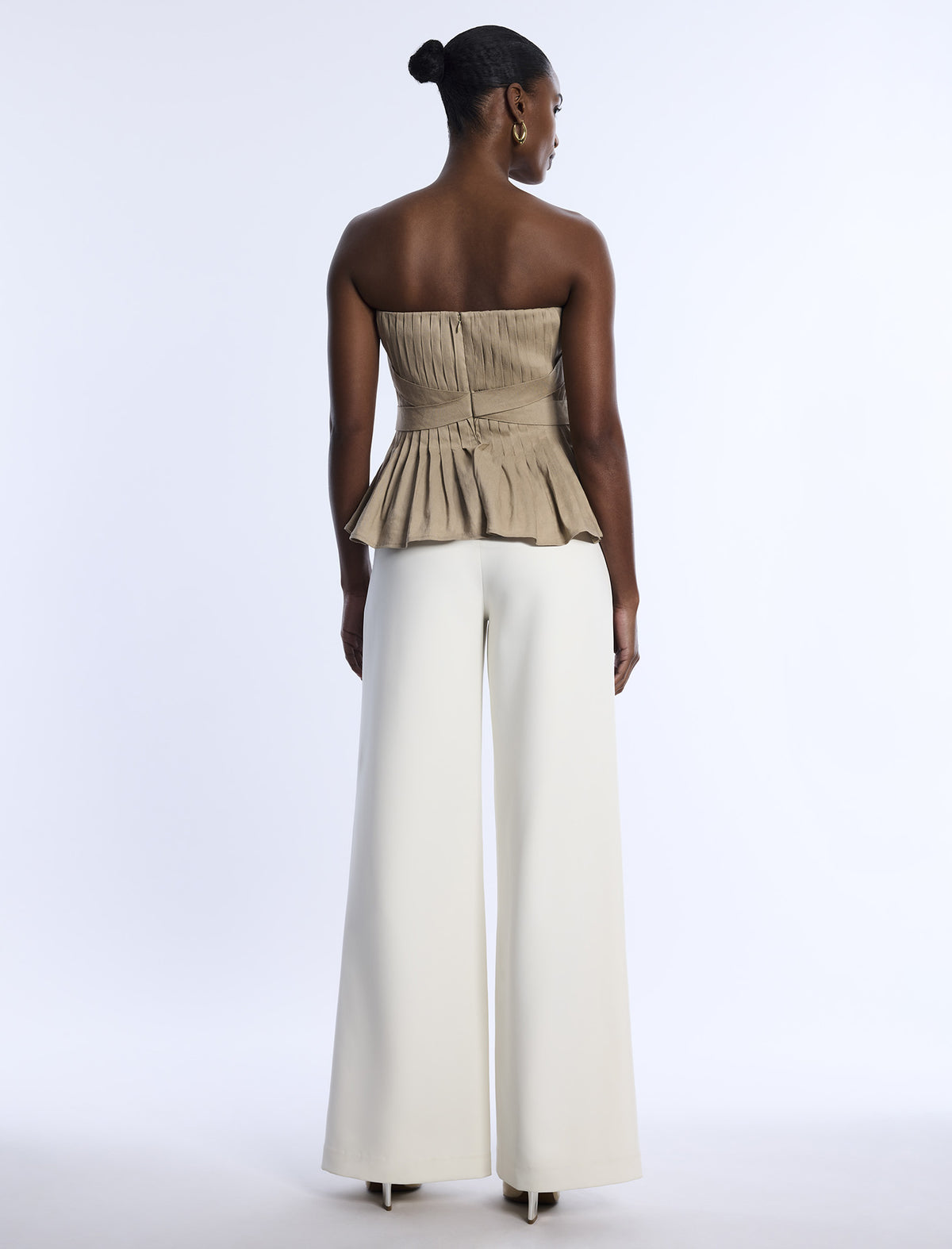 BCBGMAXAZARIA Stretch Linen Top