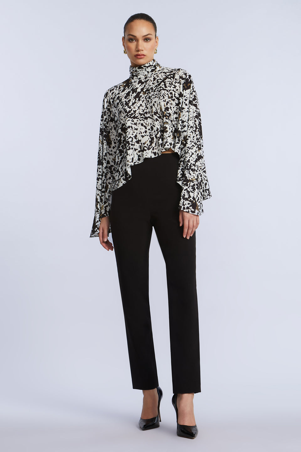 BCBGMAXAZARIA HIGH NECK  TOP