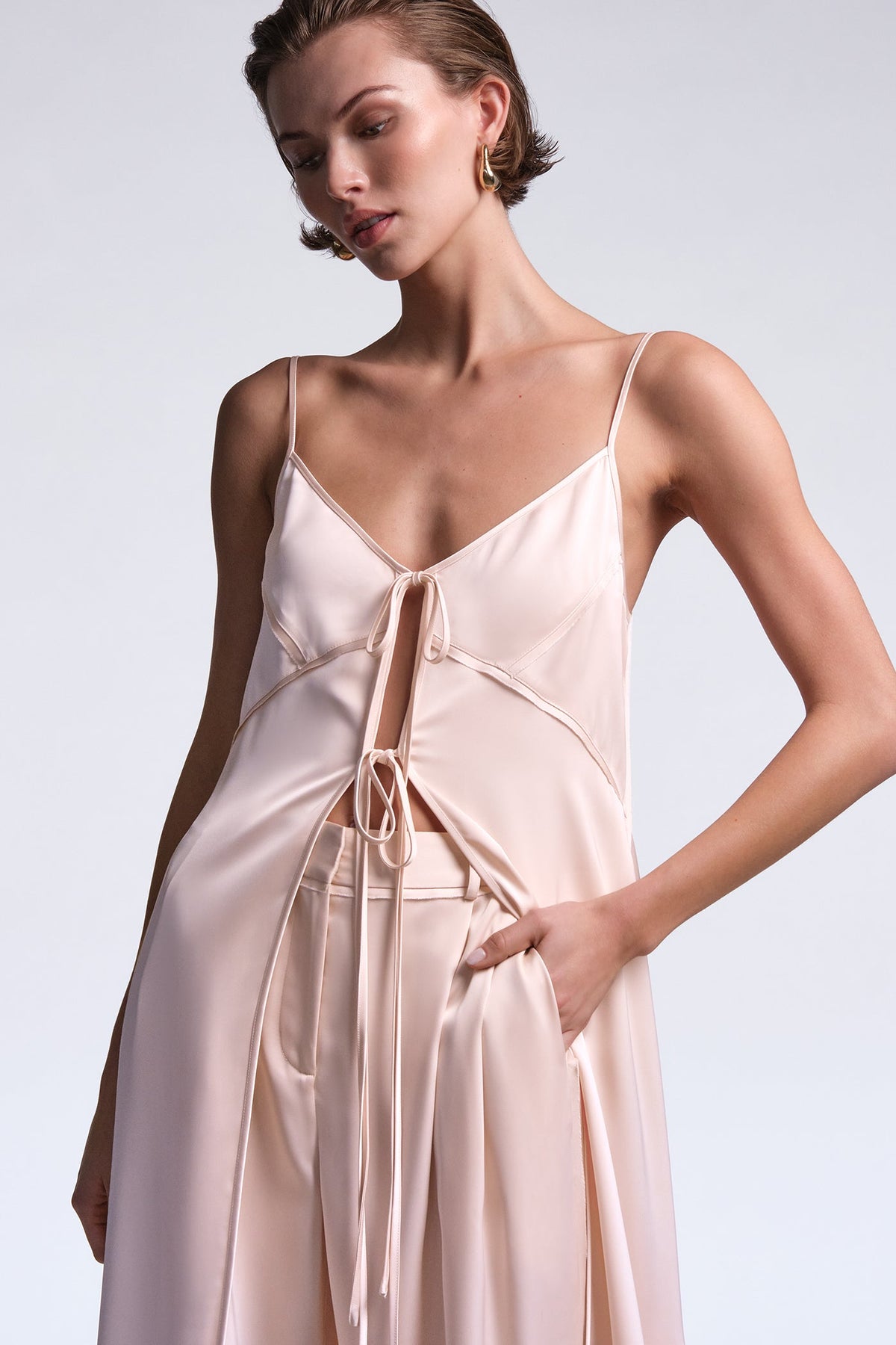 BCBGMAXAZARIA Cherie Blouse
