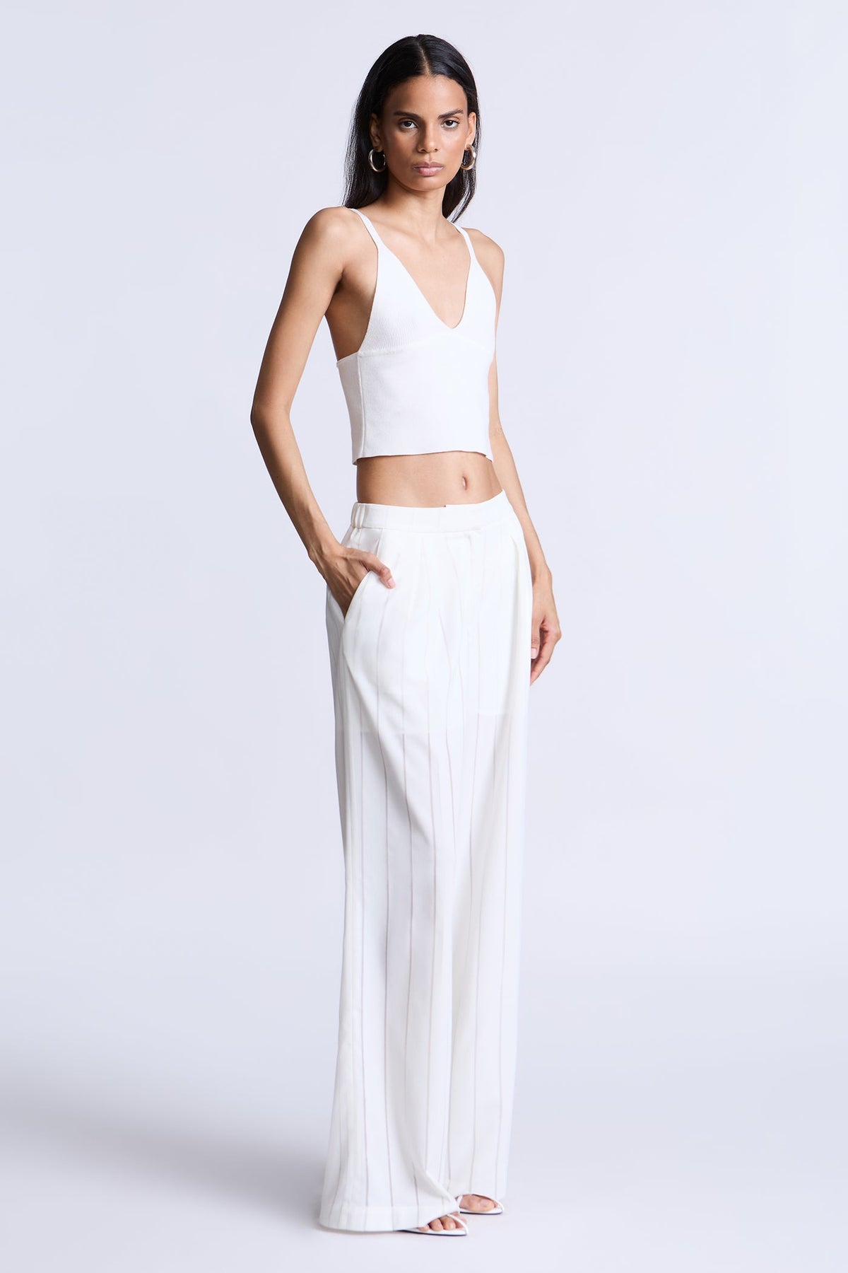 BCBGMAXAZARIA Hannah Pant Lightweight pinstripe designed with a relaxed fluid drape