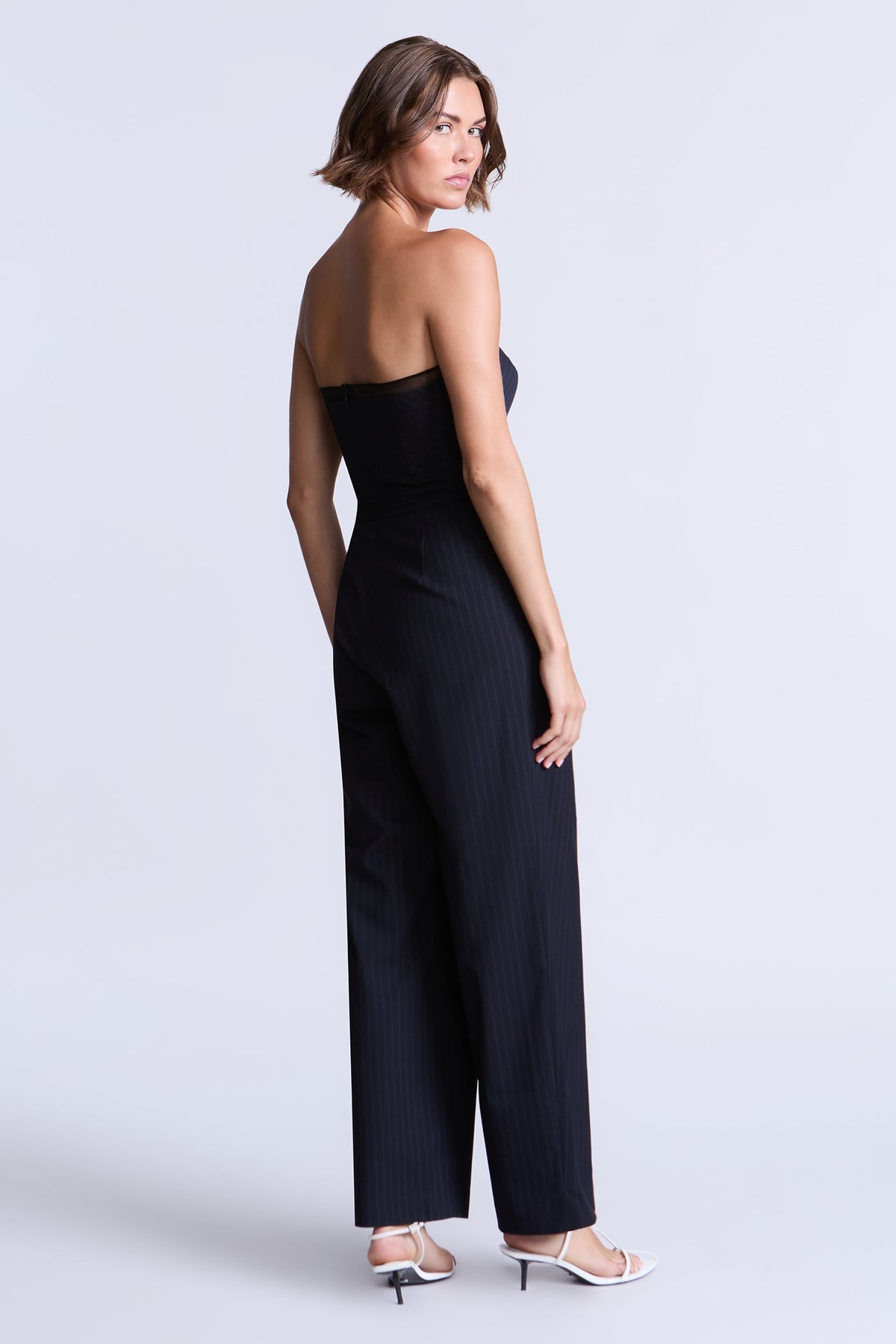 BCBGMAXAZARIA Donna Jumpsuit Navy pinstripe tailored with a sharp architectural finish and subtle stretch