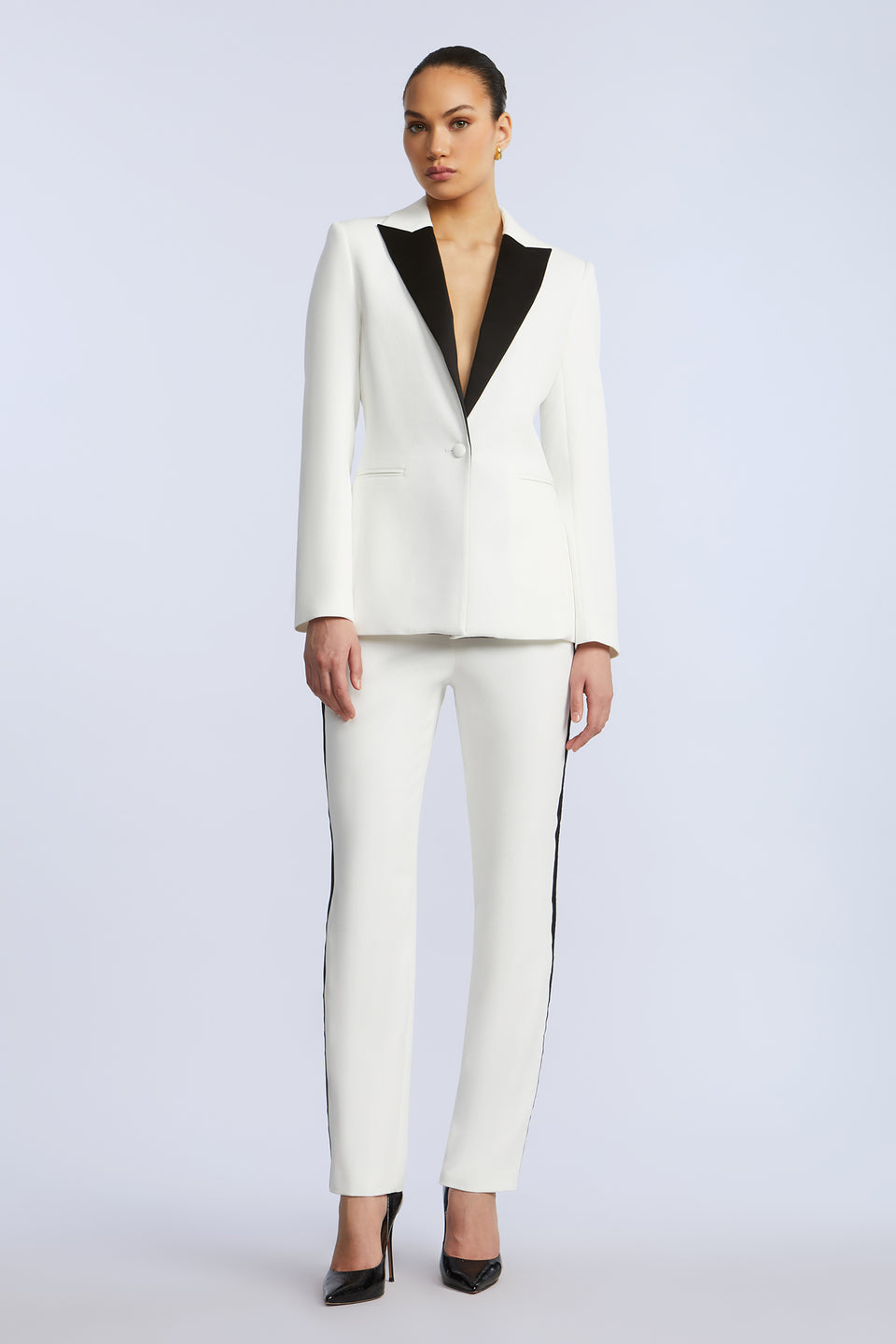 BCBGMAXAZARIA TUX BLAZER