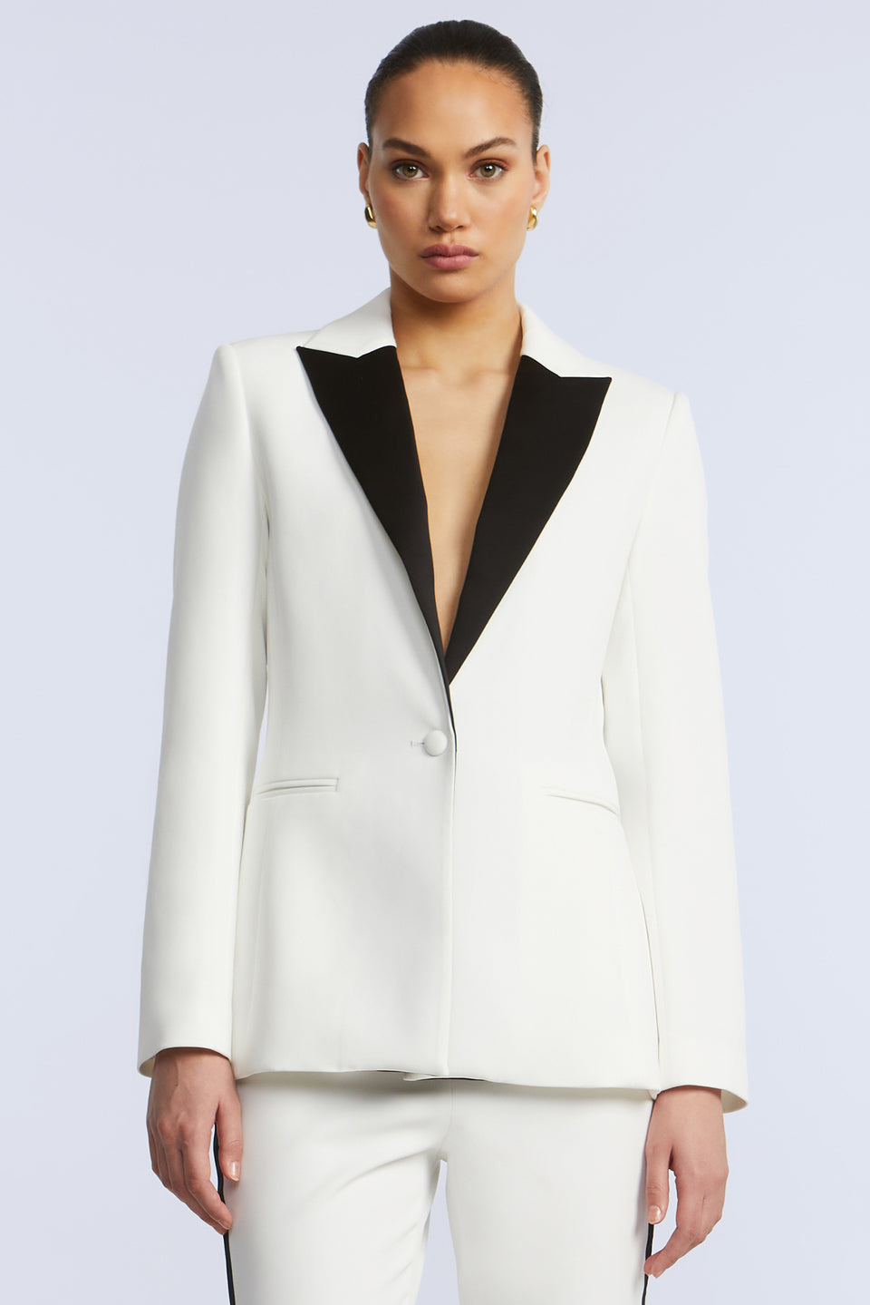 BCBGMAXAZARIA TUX BLAZER