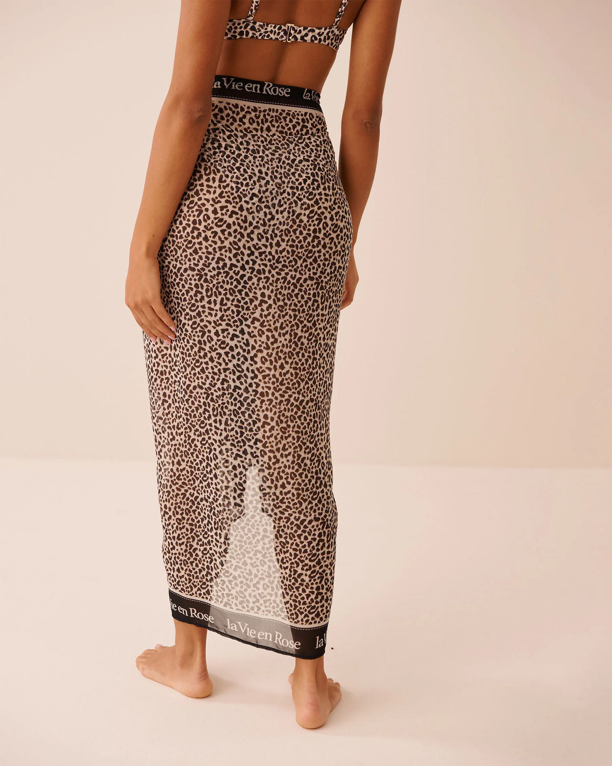 La vie en Rose LEOPARD Long Chiffon Pareo