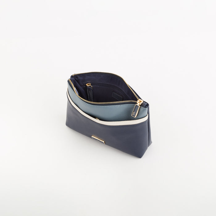 Carpisa Women's Necessaire - Fresia wallet v2
