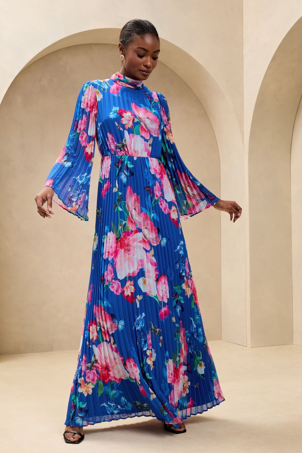 Lipsy London Printed High-Neck Pleated Maxi Dress