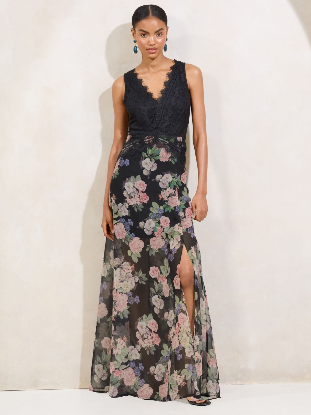 Lipsy Black Floral Printed Lace Mix V-Neck Maxi Dress