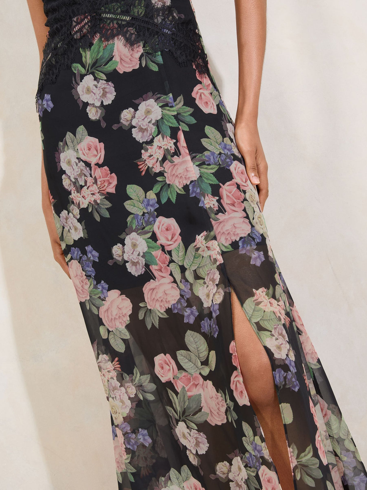 Lipsy Black Floral Printed Lace Mix V-Neck Maxi Dress