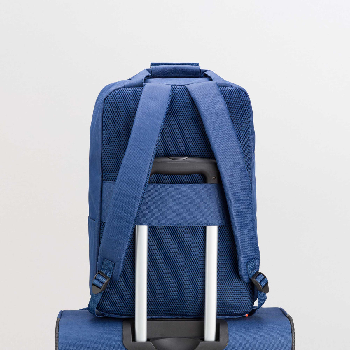 Carpisa Roadmate Go Backpack