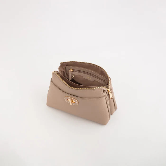 Carpisa Women's Shoulder Bag - Jackie